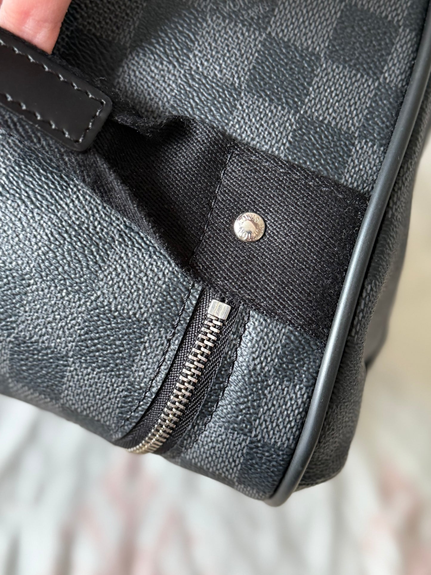 Neo Eole 55 Graphite Rolling bag