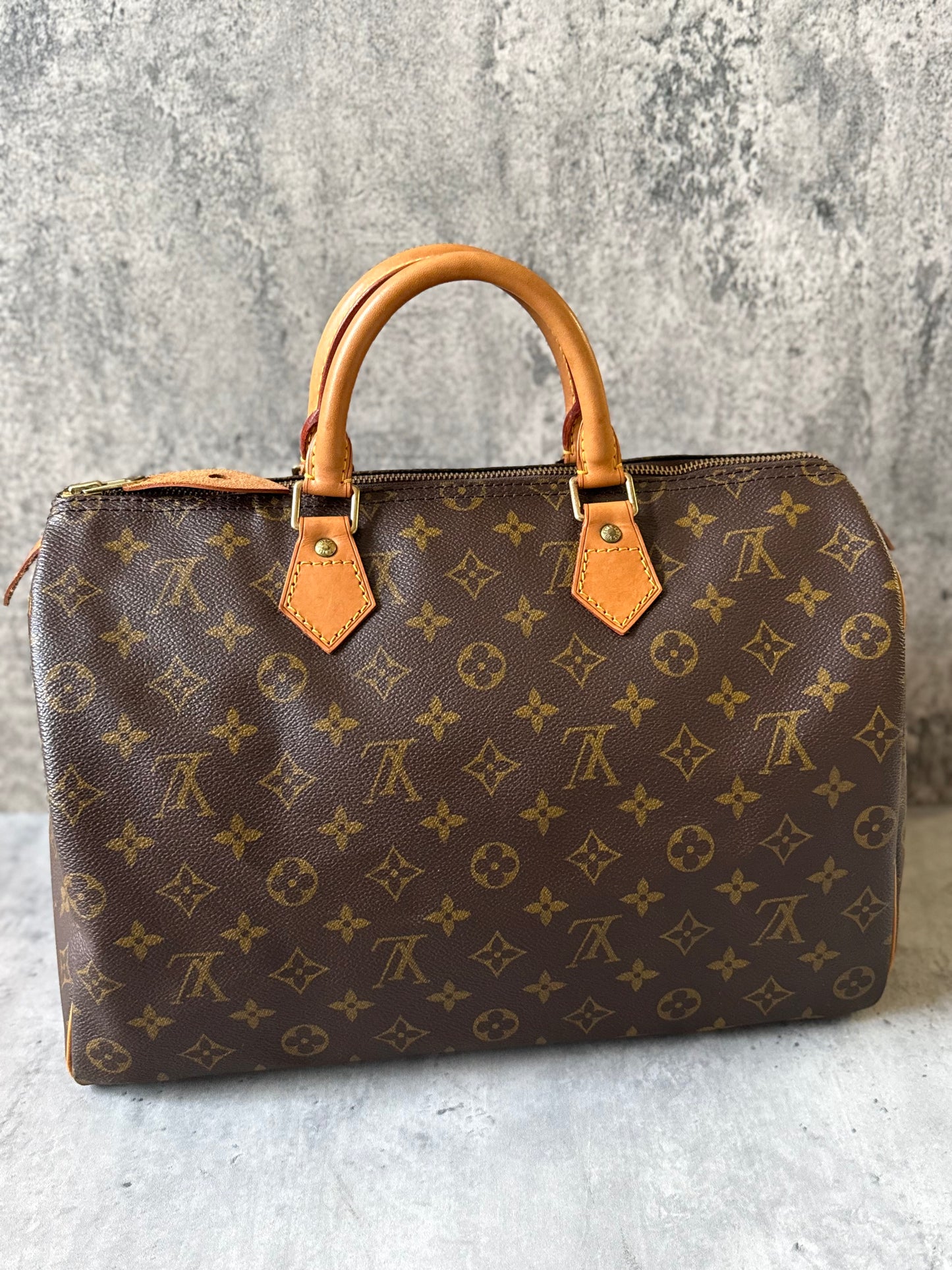 LV Speedy 35 Monogram