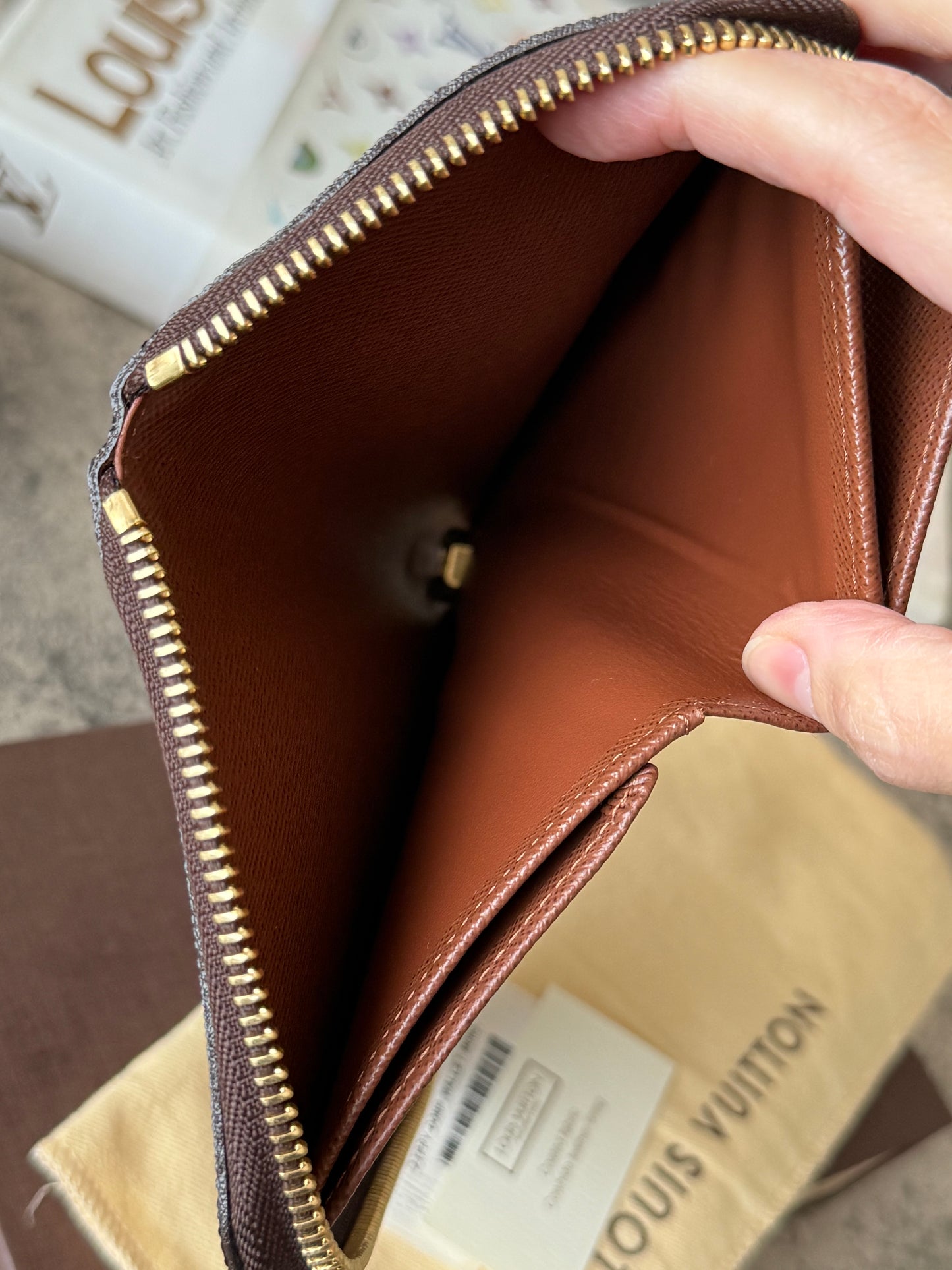 LV Zippy Compact Old Model