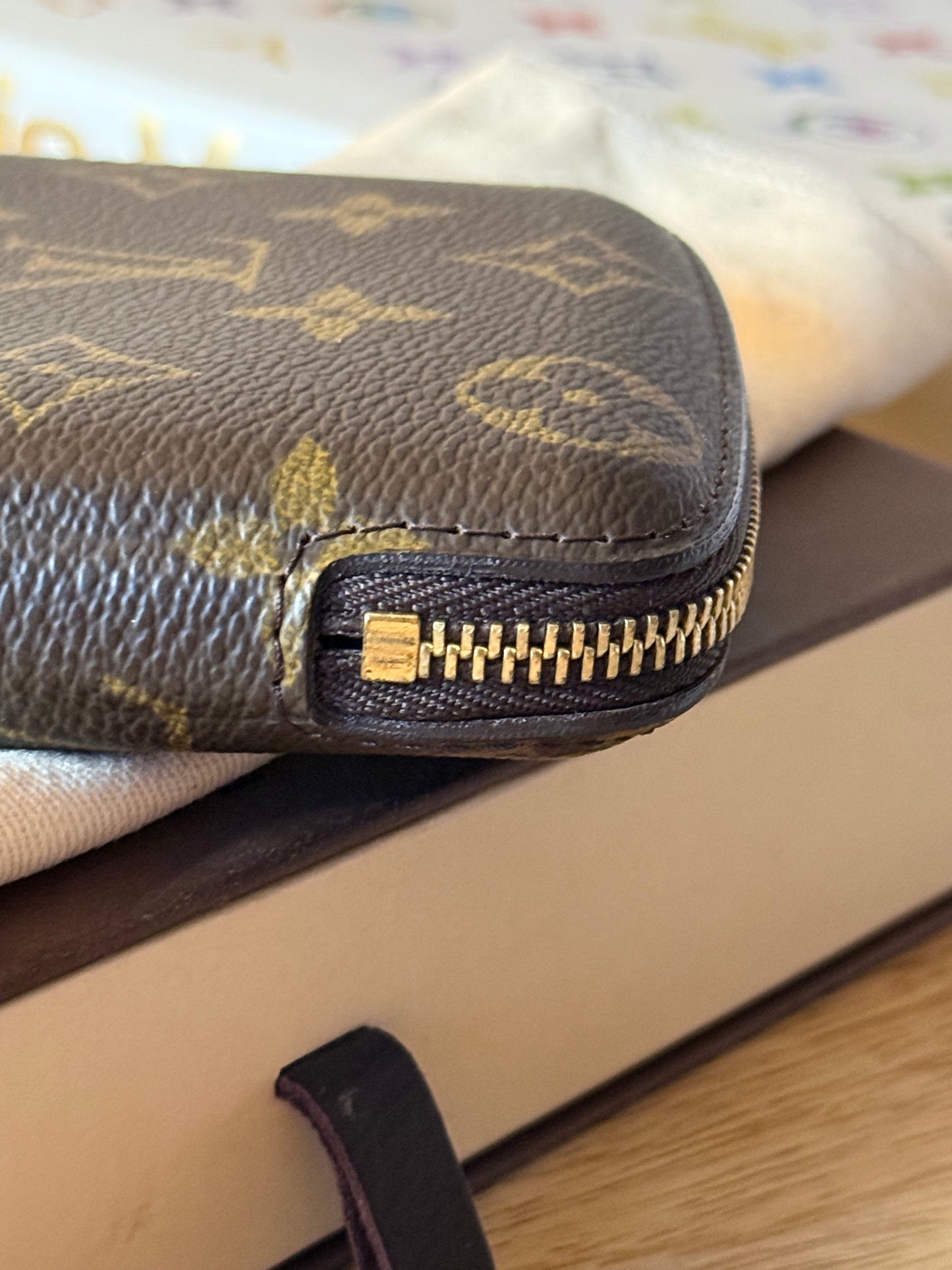 LV Geode Wallet