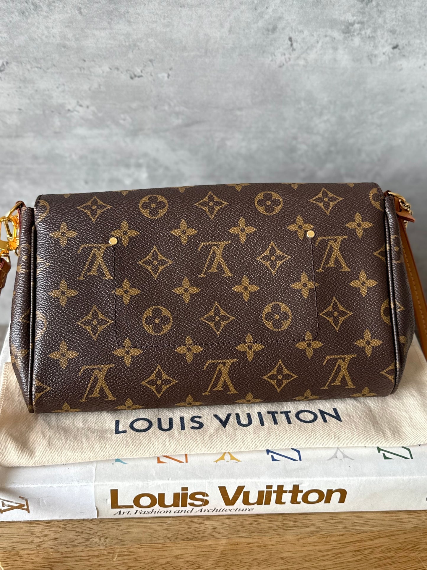 LV Favorite MM monogram