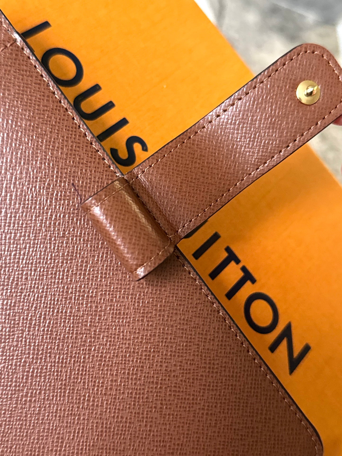 LV Agenda MM monogram