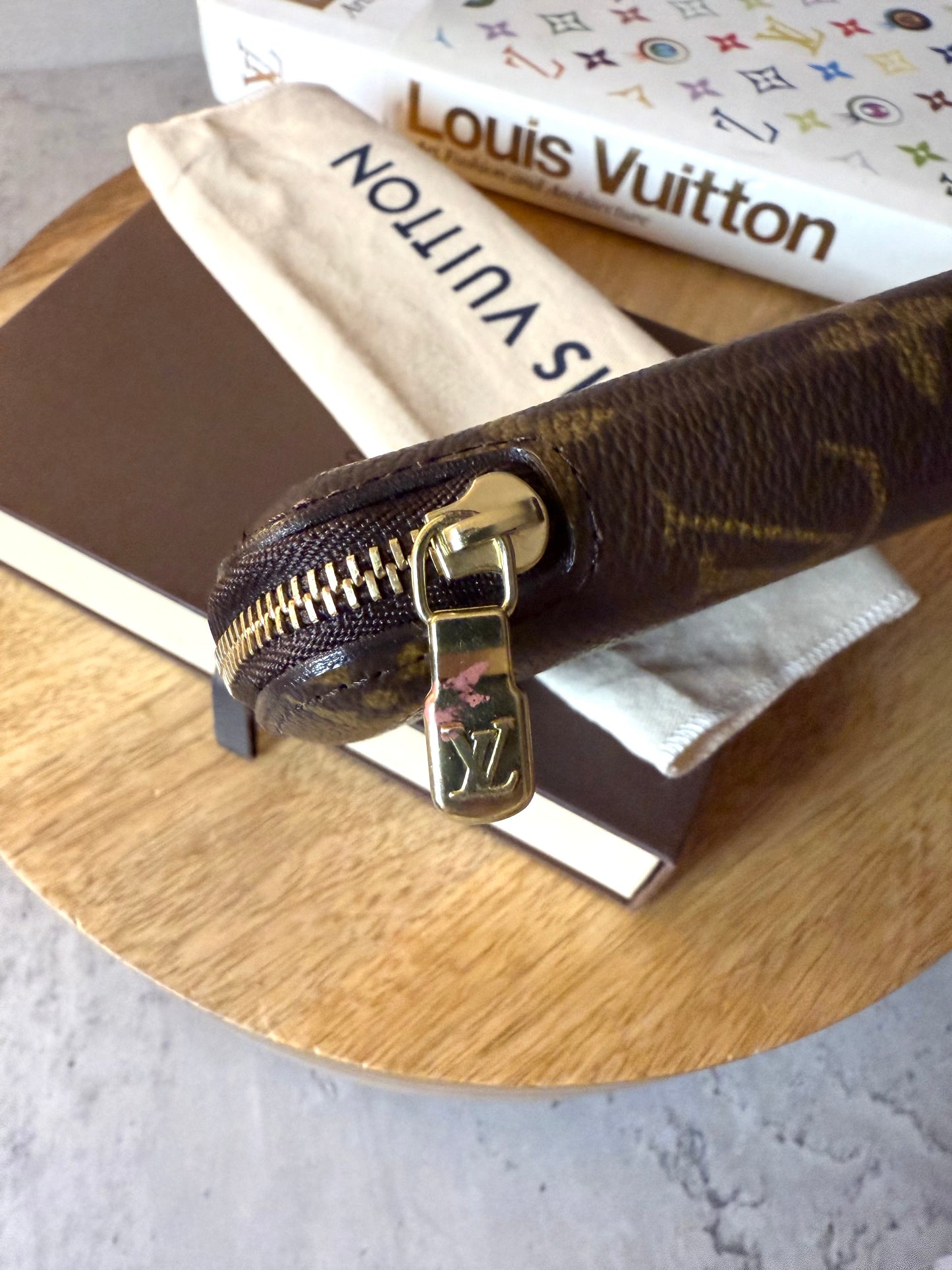 LV Geode Wallet