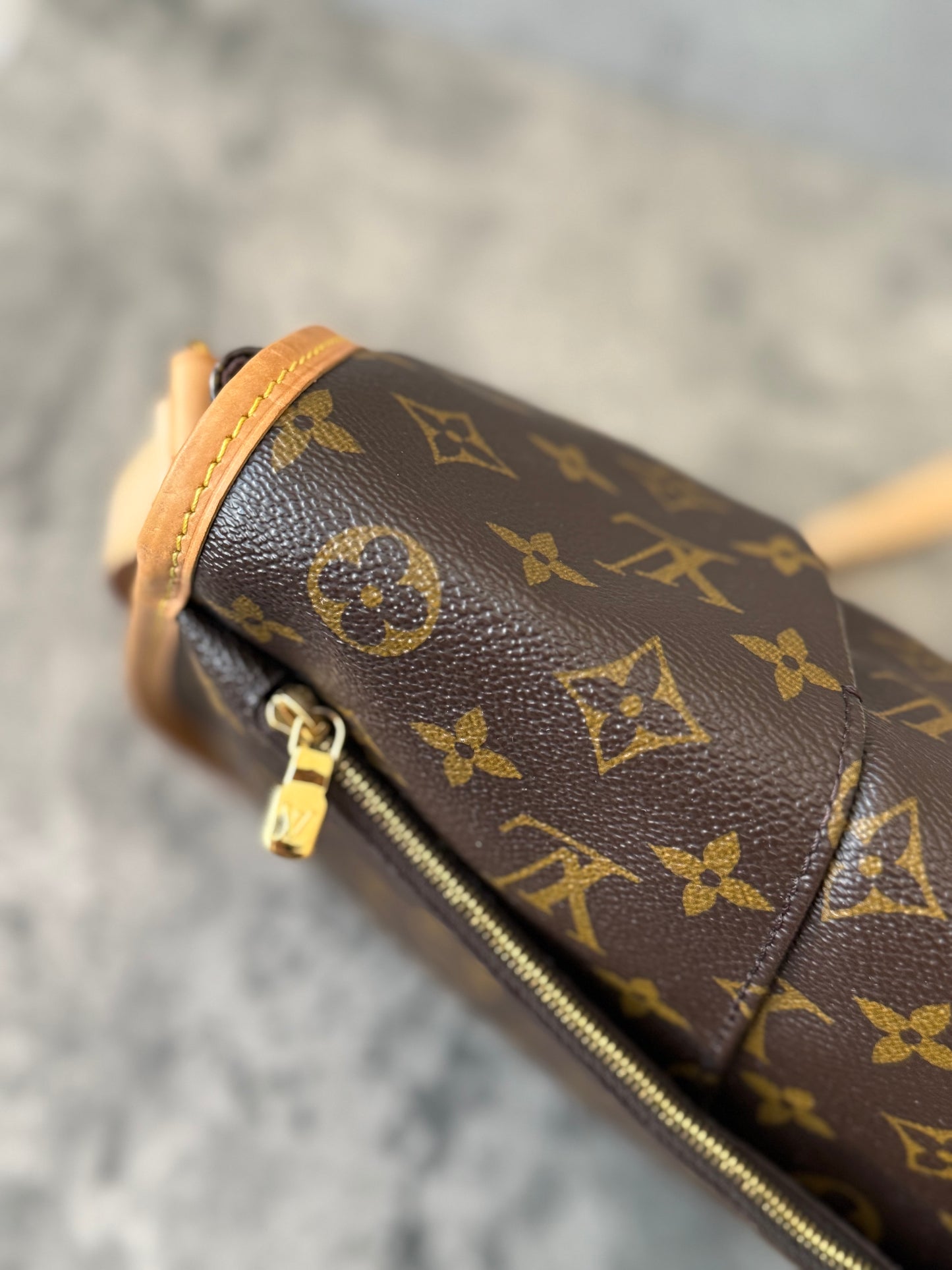 LV Menilmontant MM