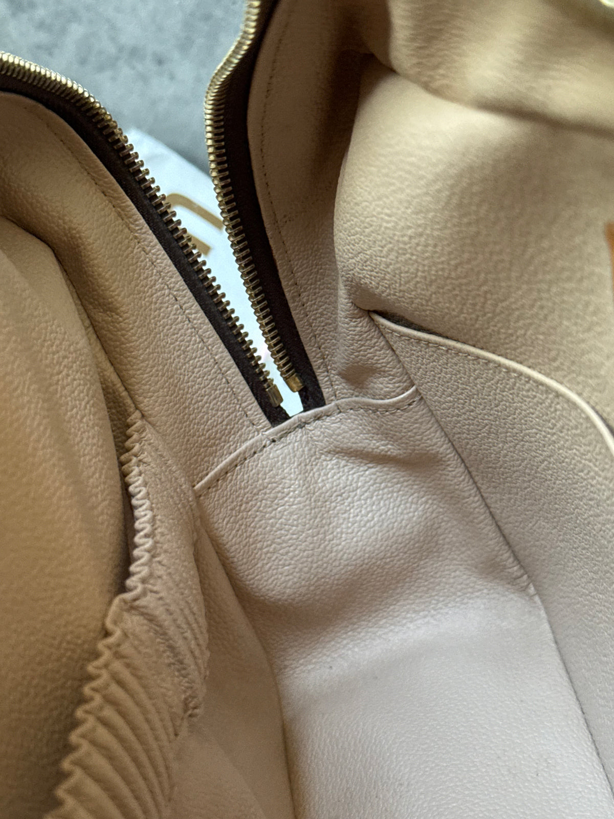 LV Trousse 28 Monogram