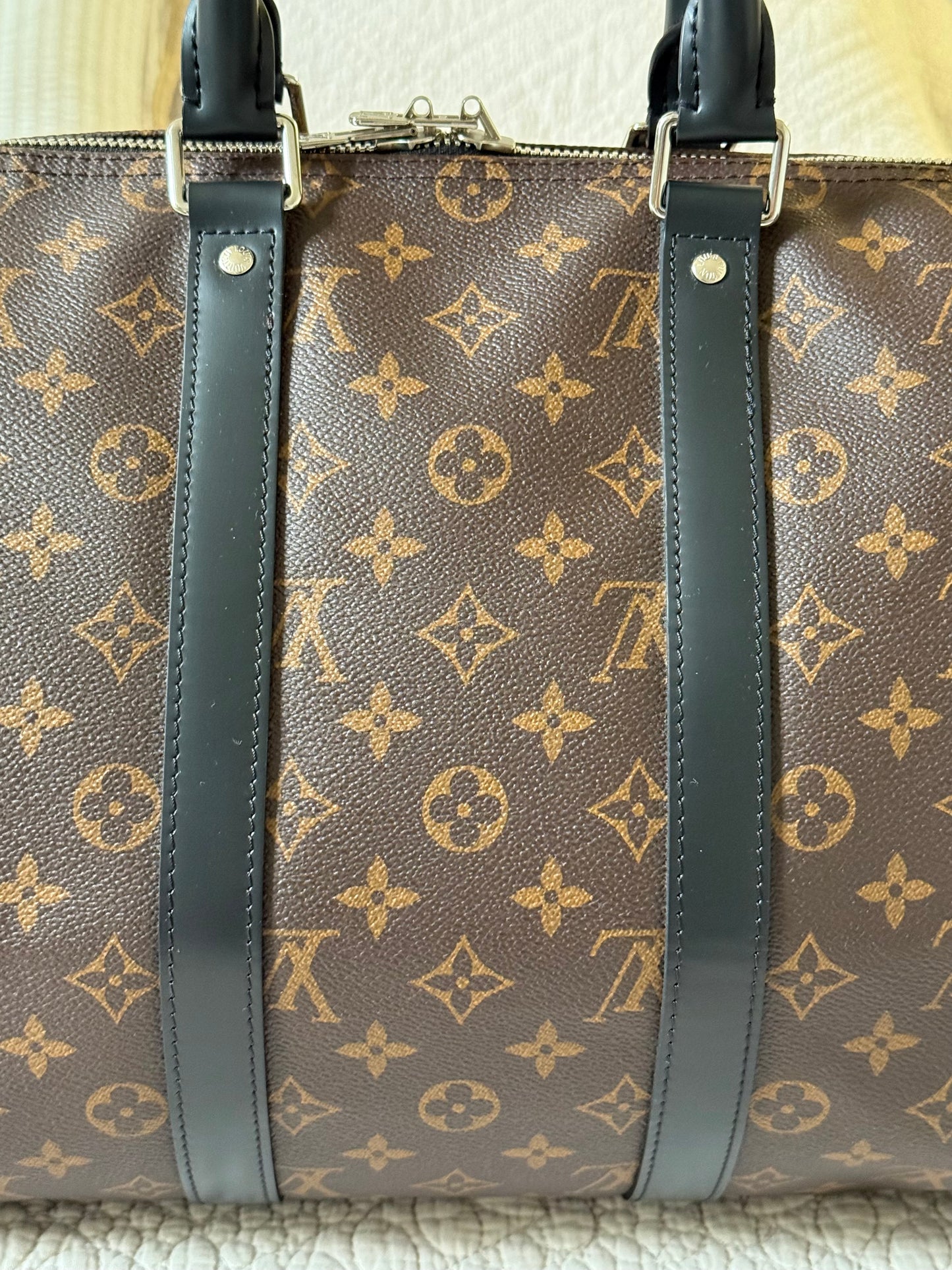 LV Keepall B 45 Macassar