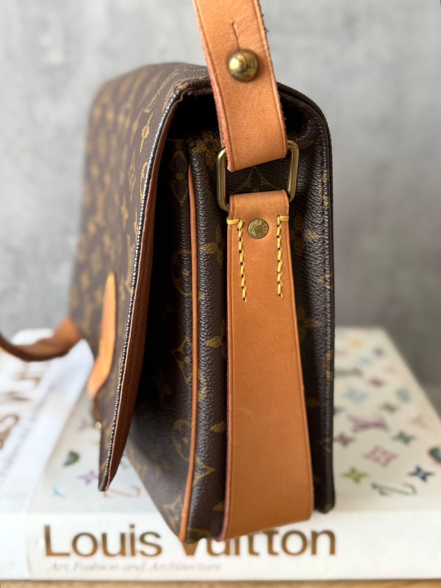 LV Cartouchiere GM
