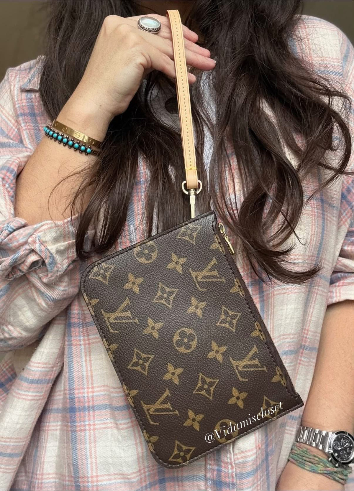 LV Loop Hobo GM Pouch