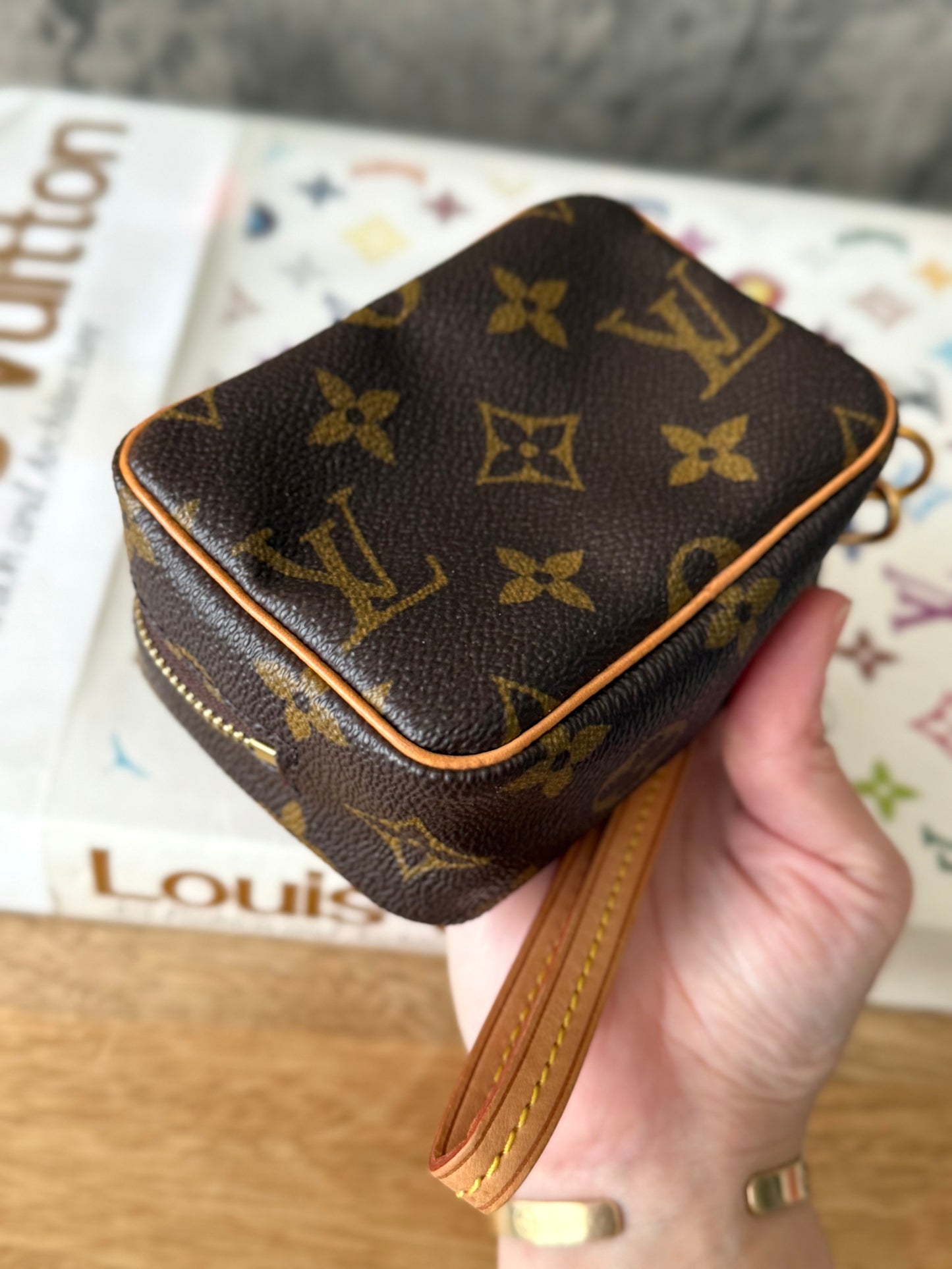 LV Wapity Pouch