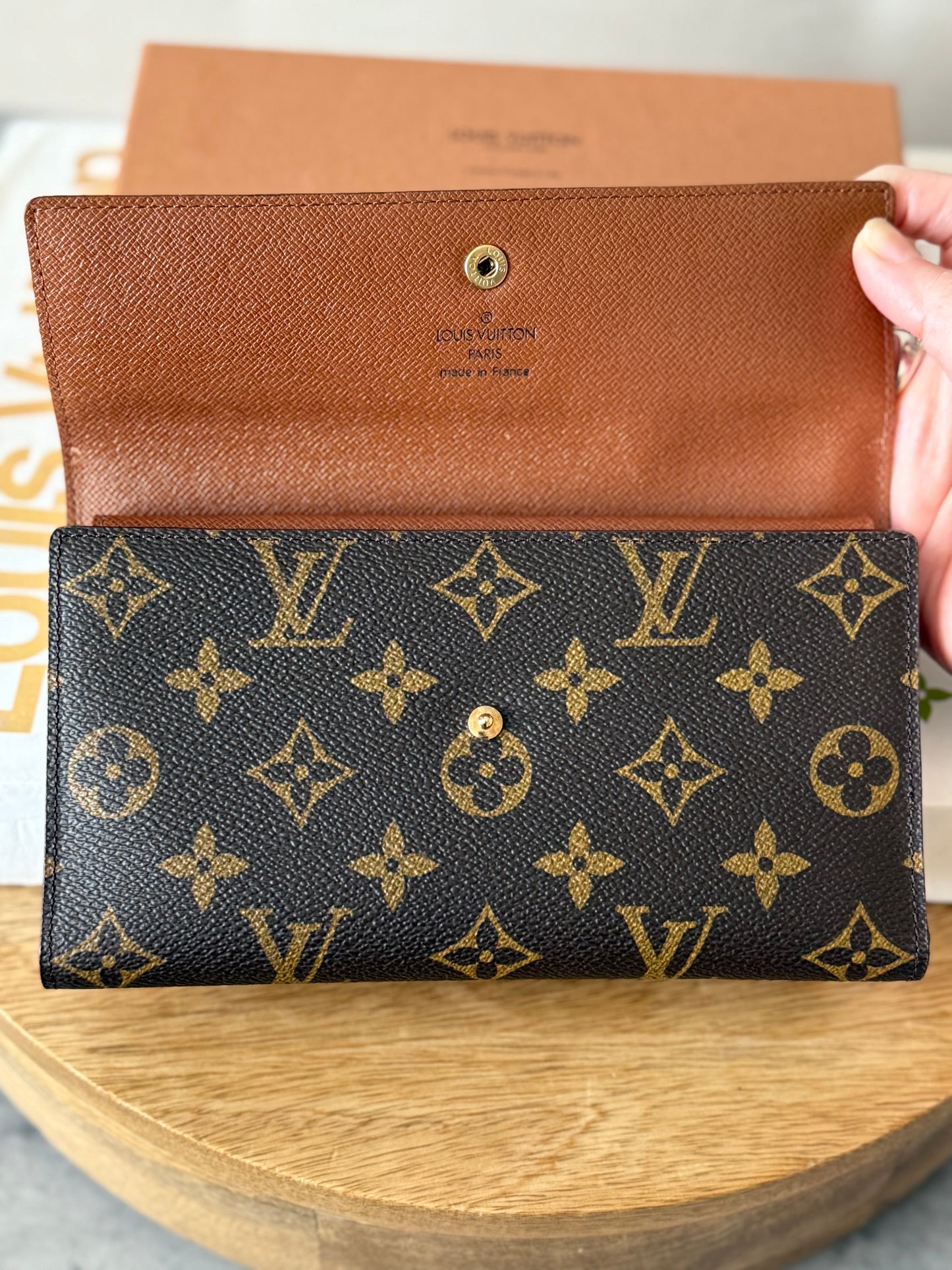 LV International trifold wallet