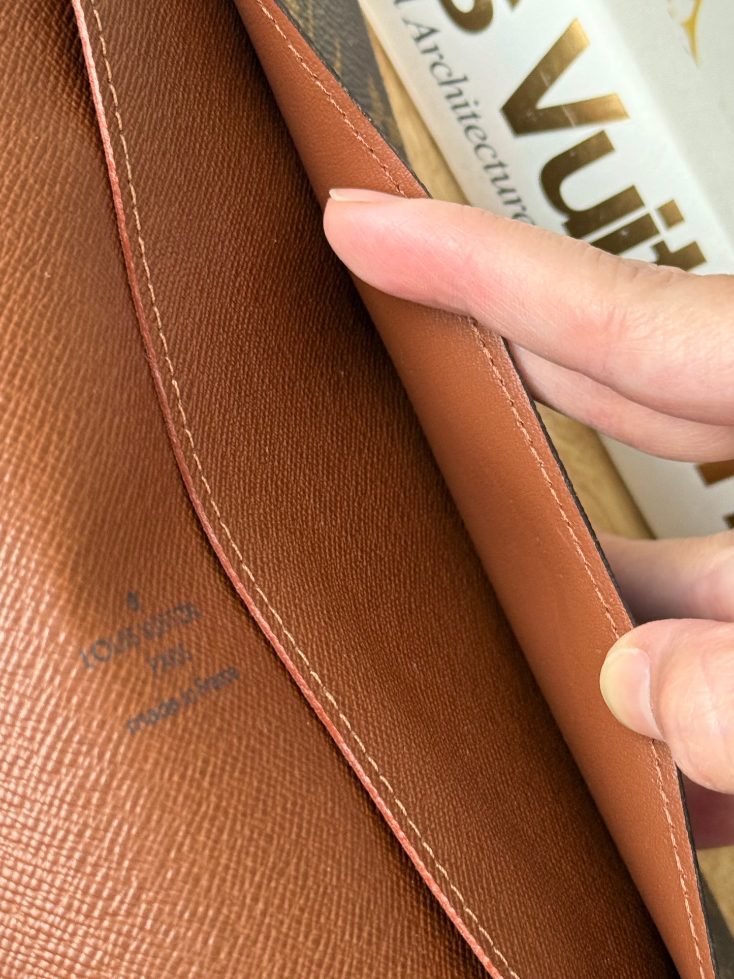 LV Couv Carnet GM