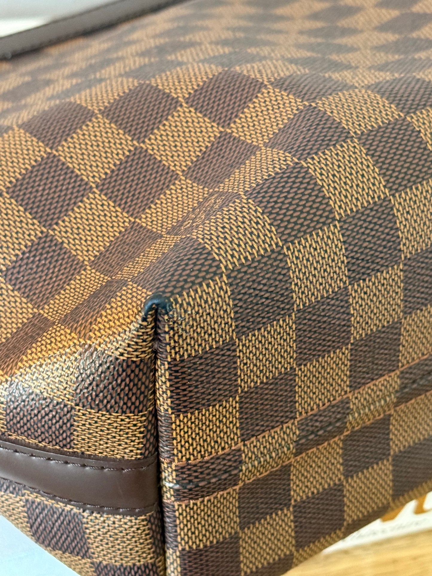 LV Illovo MM Bag