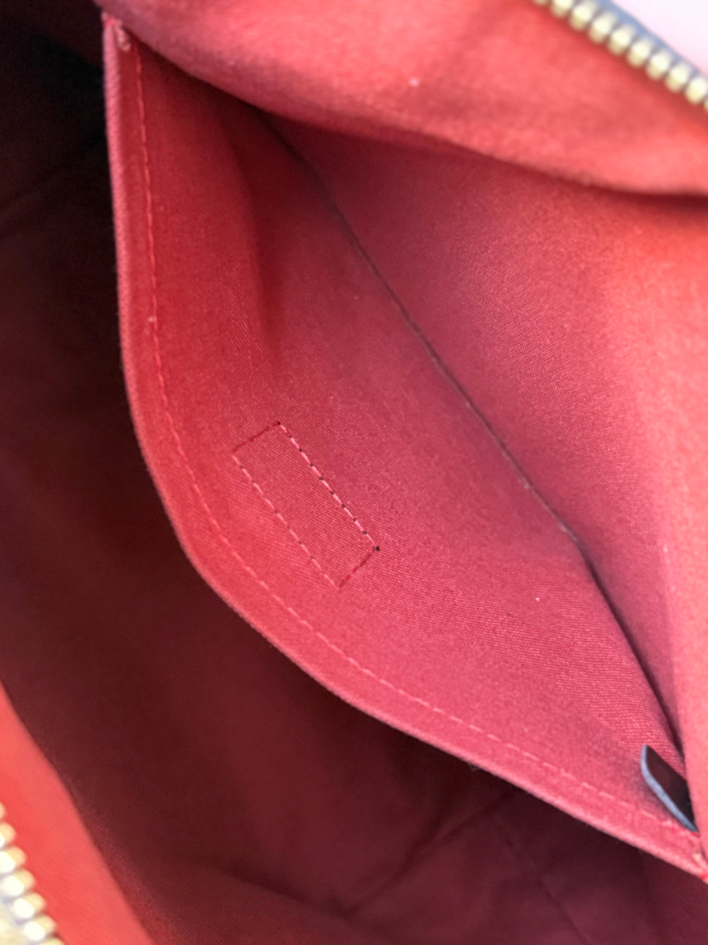 LV Illovo MM Bag
