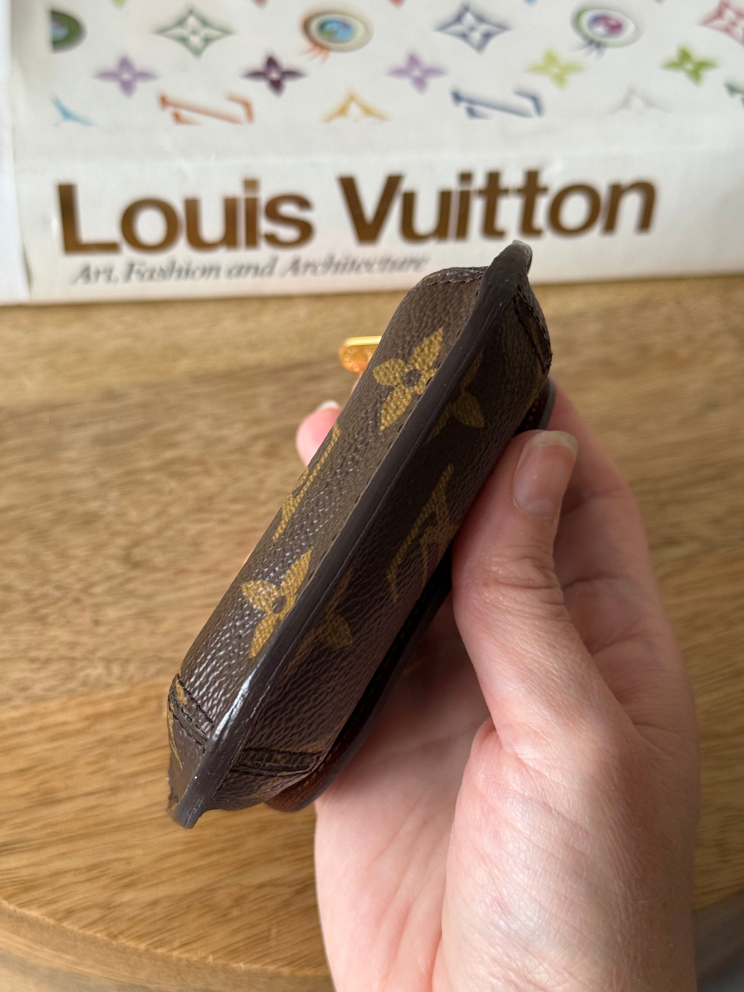 LV Schilling Pouch