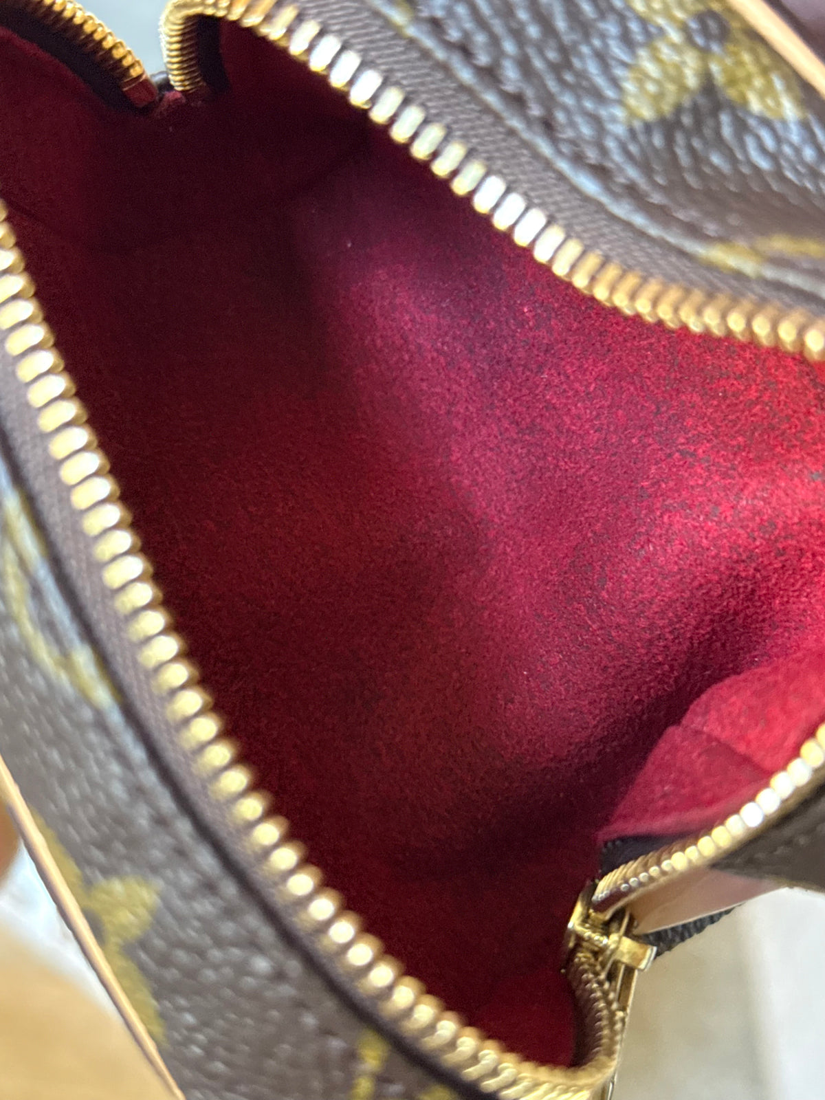 LV Wapity Pouch
