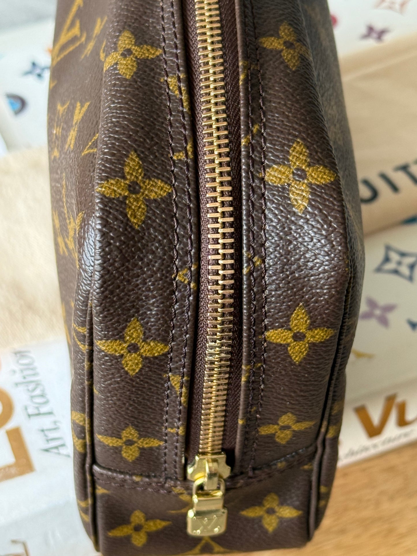 LV Trousse 23 (Newer Model)