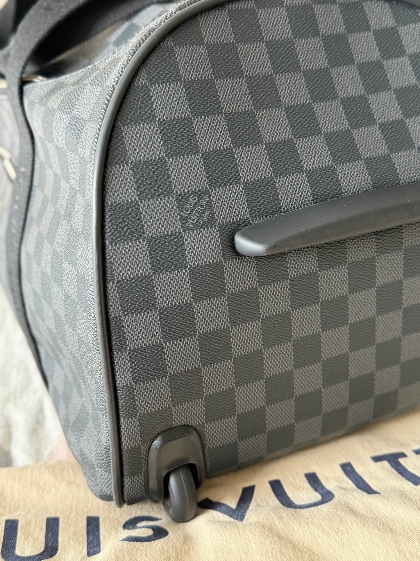 Neo Eole 55 Graphite Rolling bag