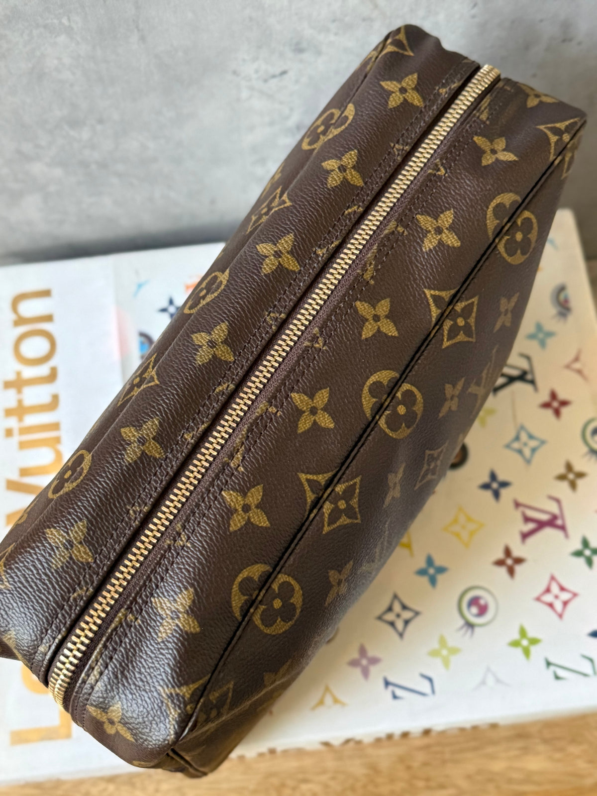 LV Trousse 28 Monogram