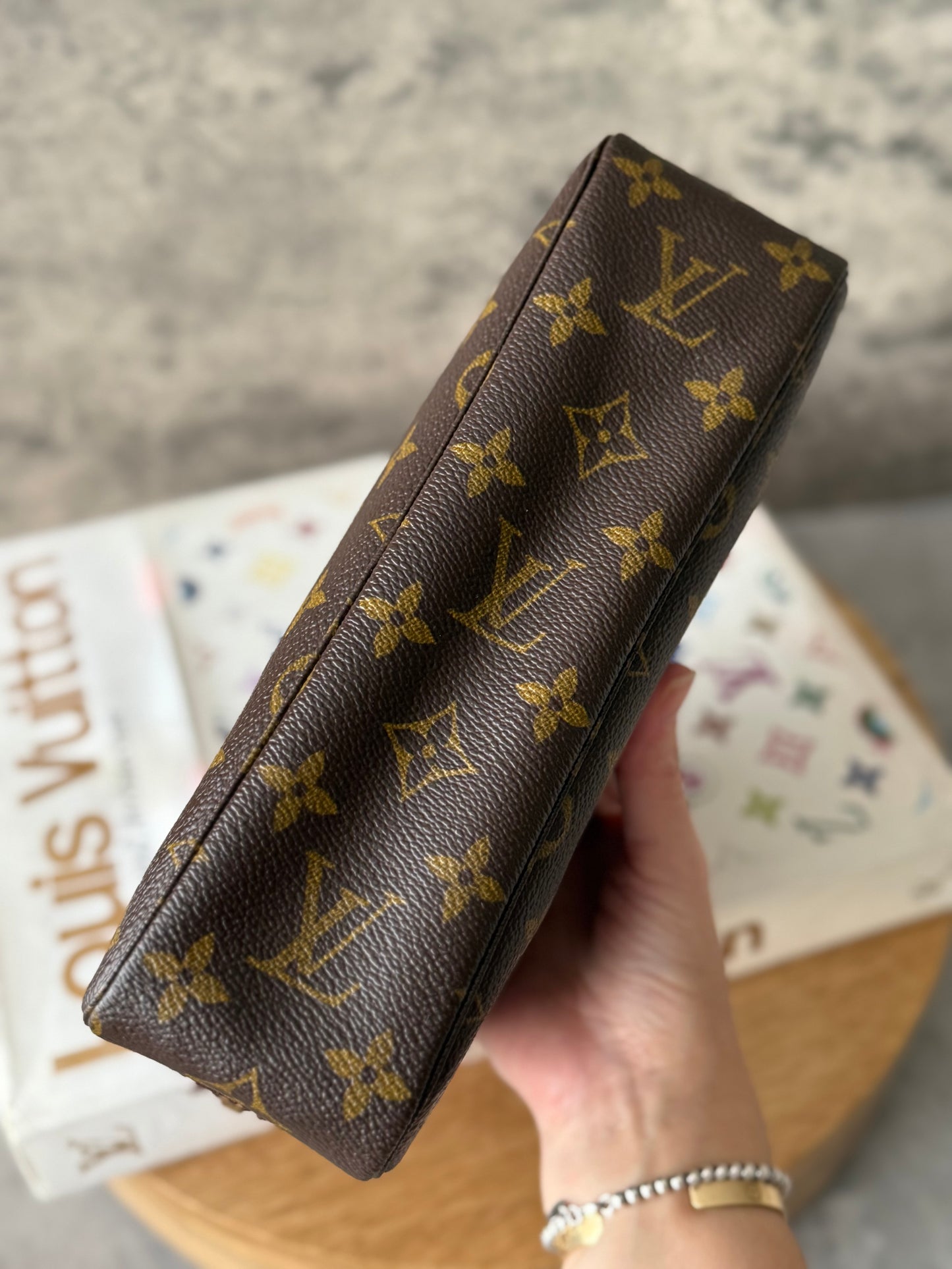 LV Trousse 23 New Model