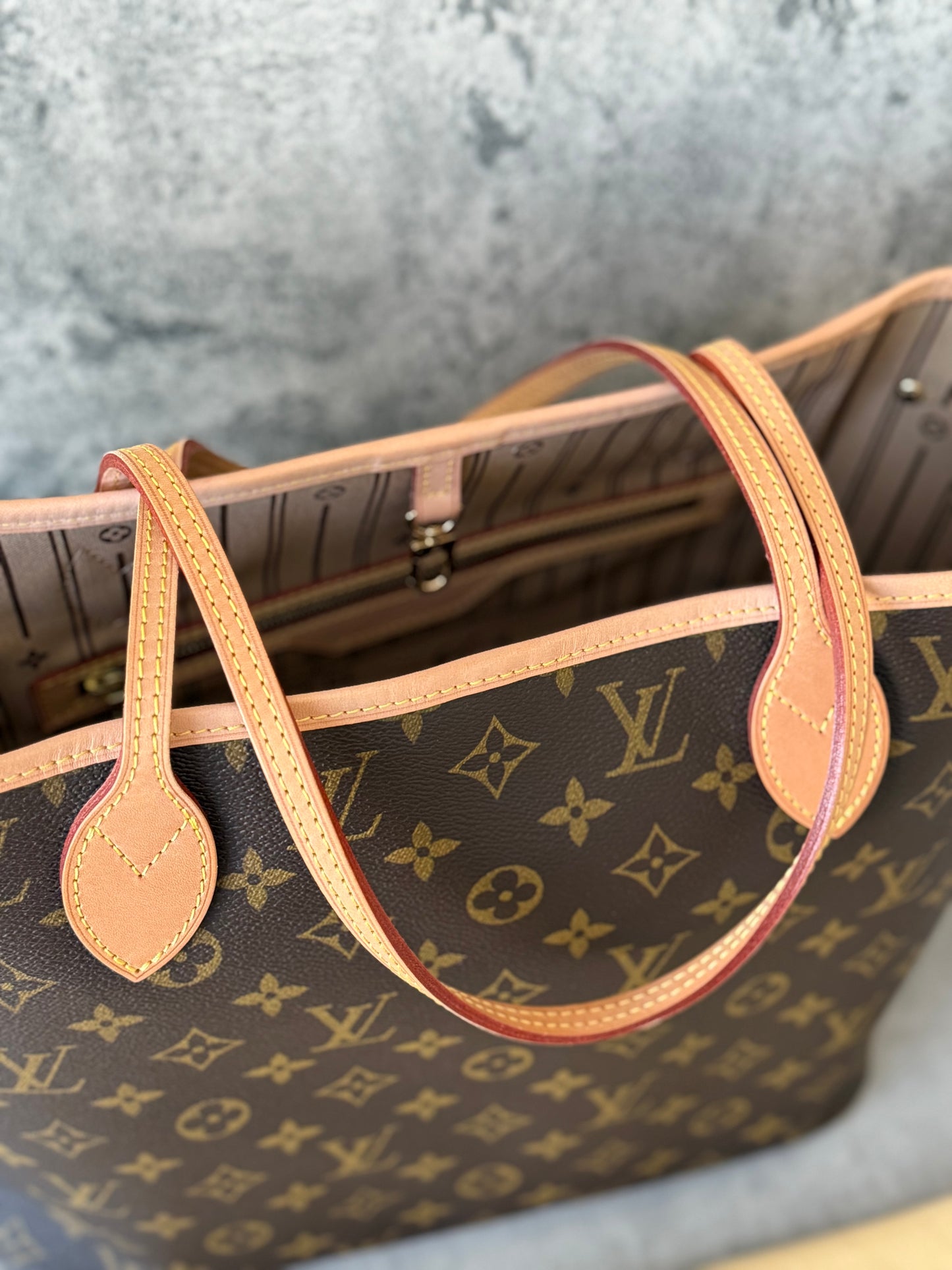 LV Neverfull MM Beige