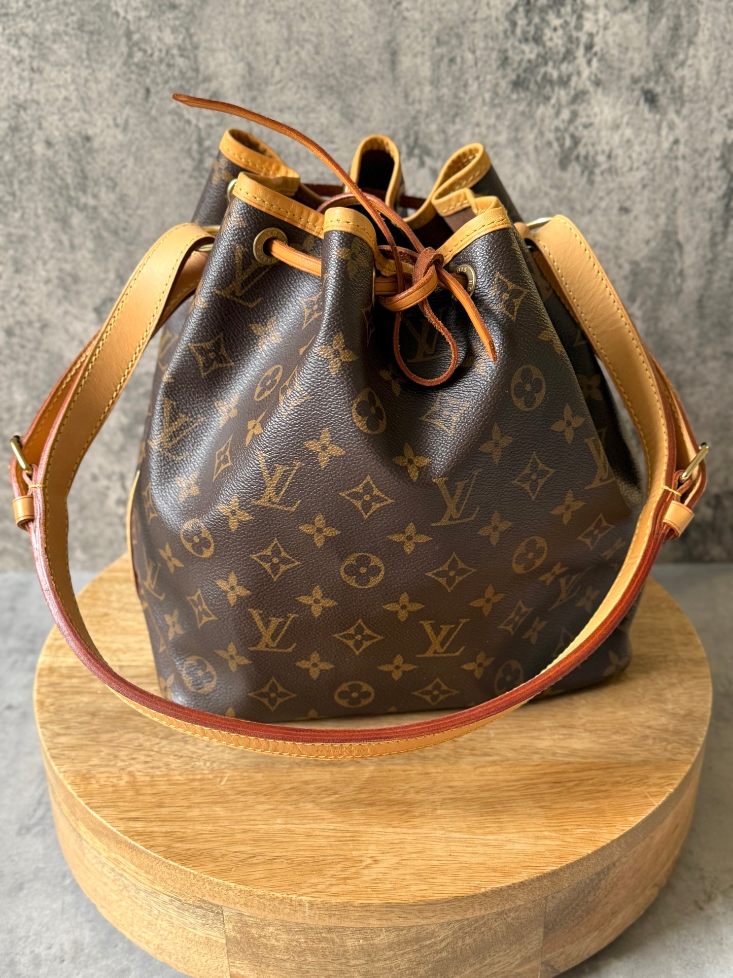 LV Noe Petit