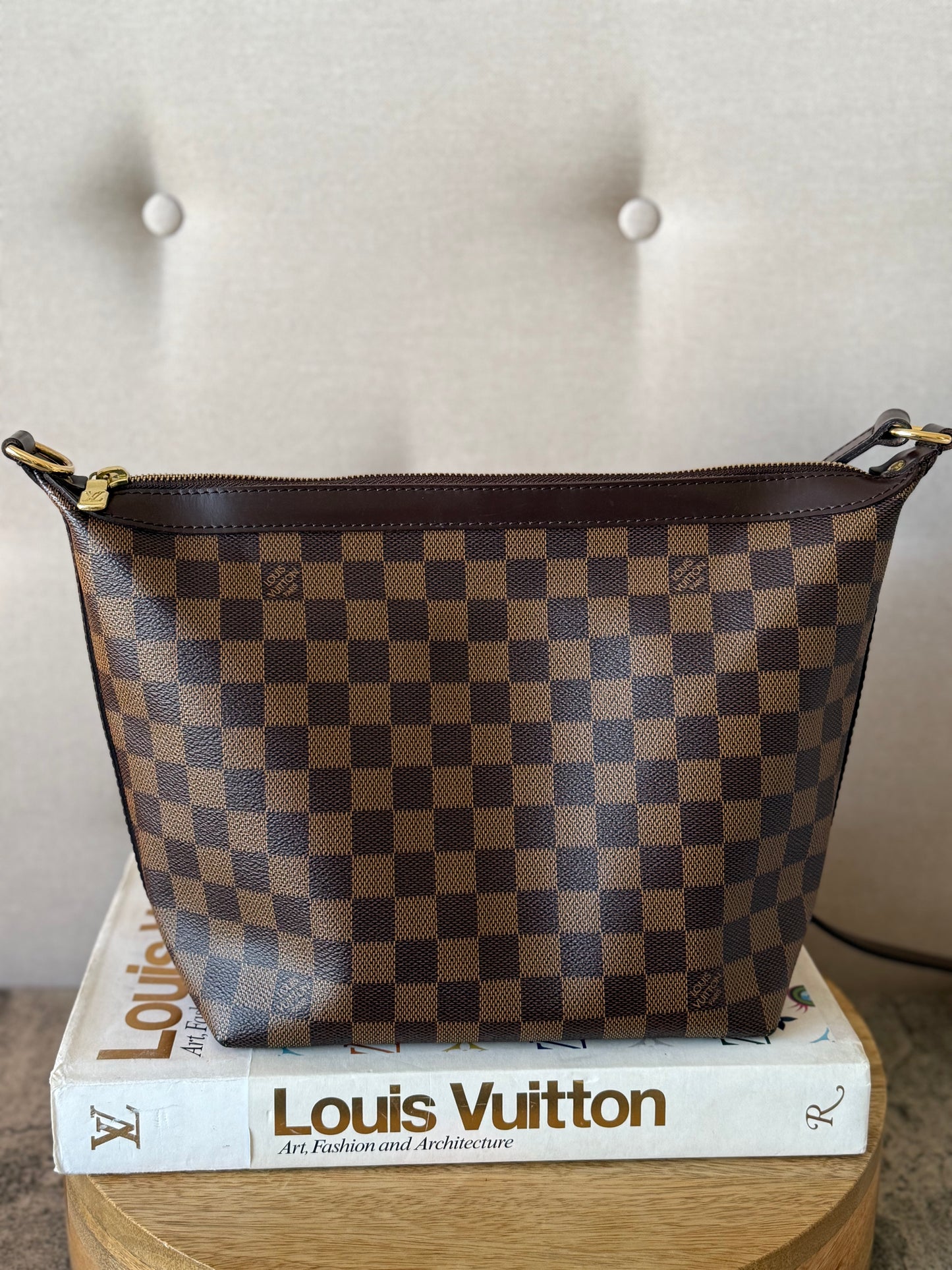LV Illovo MM Bag