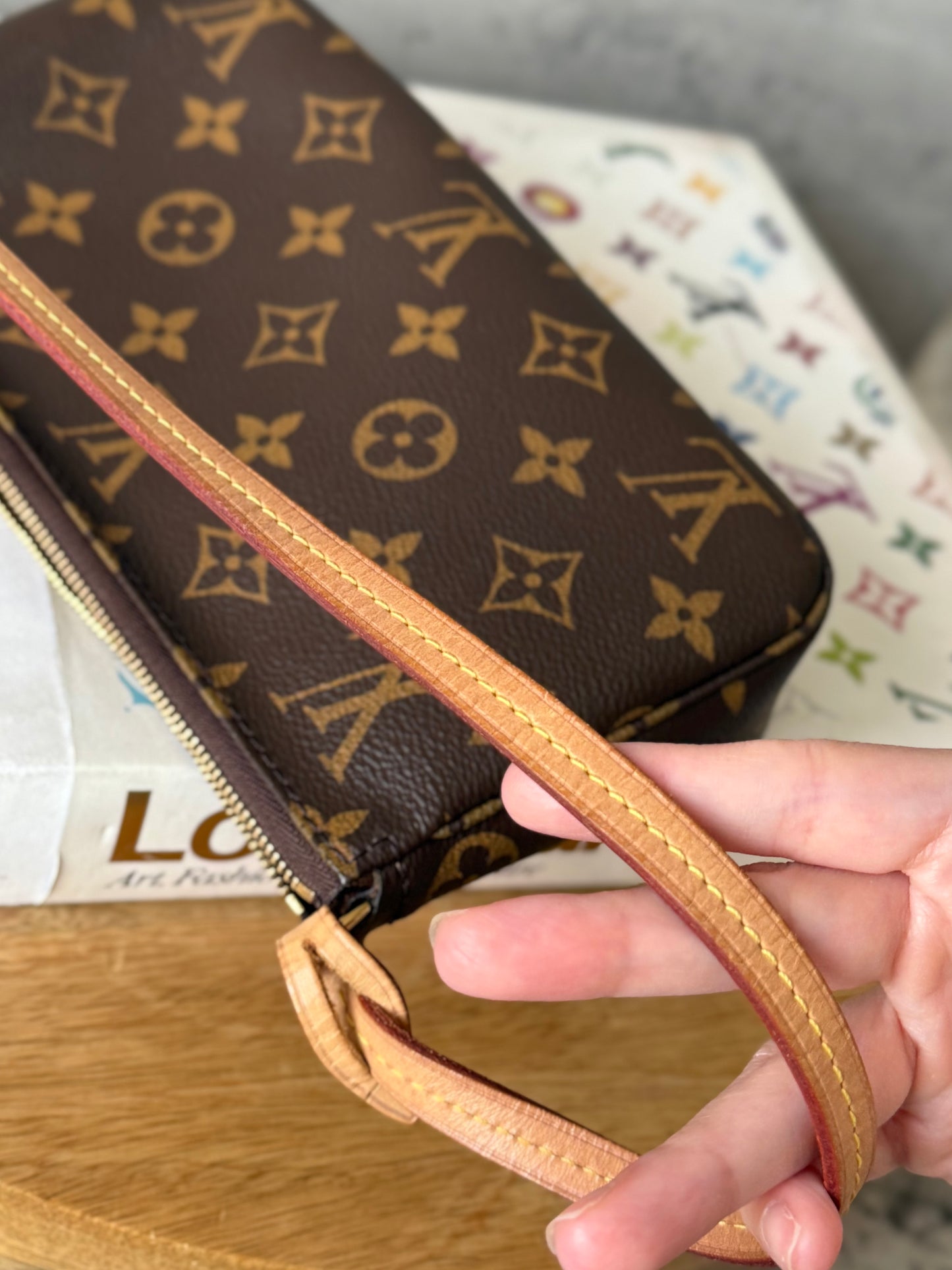 LV Pochette Accesoires NM