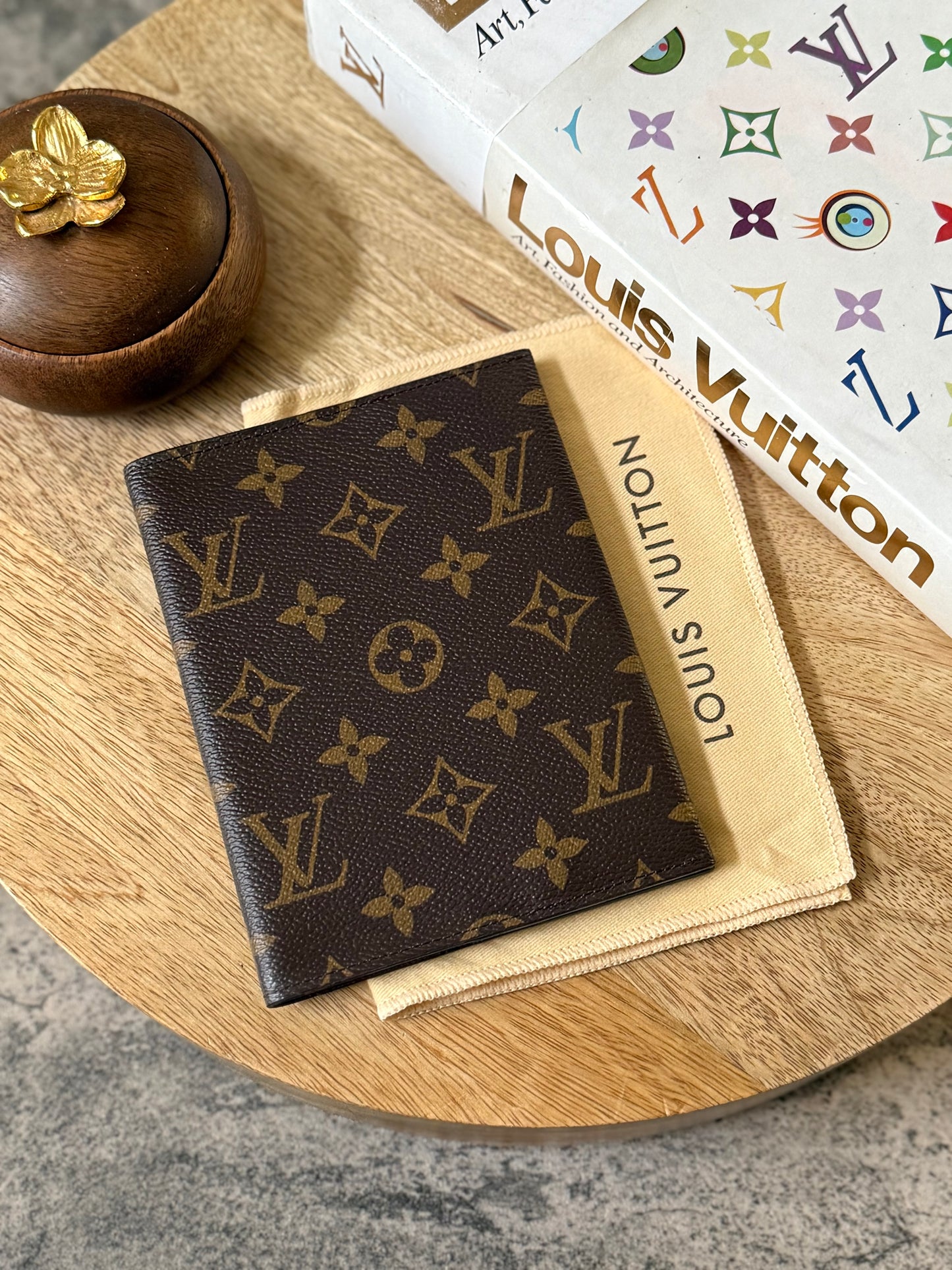 LV Couv Carnet PM Cover
