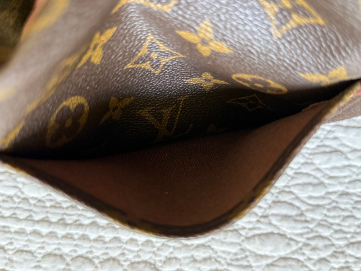 LV Weekender Beaubourg MM