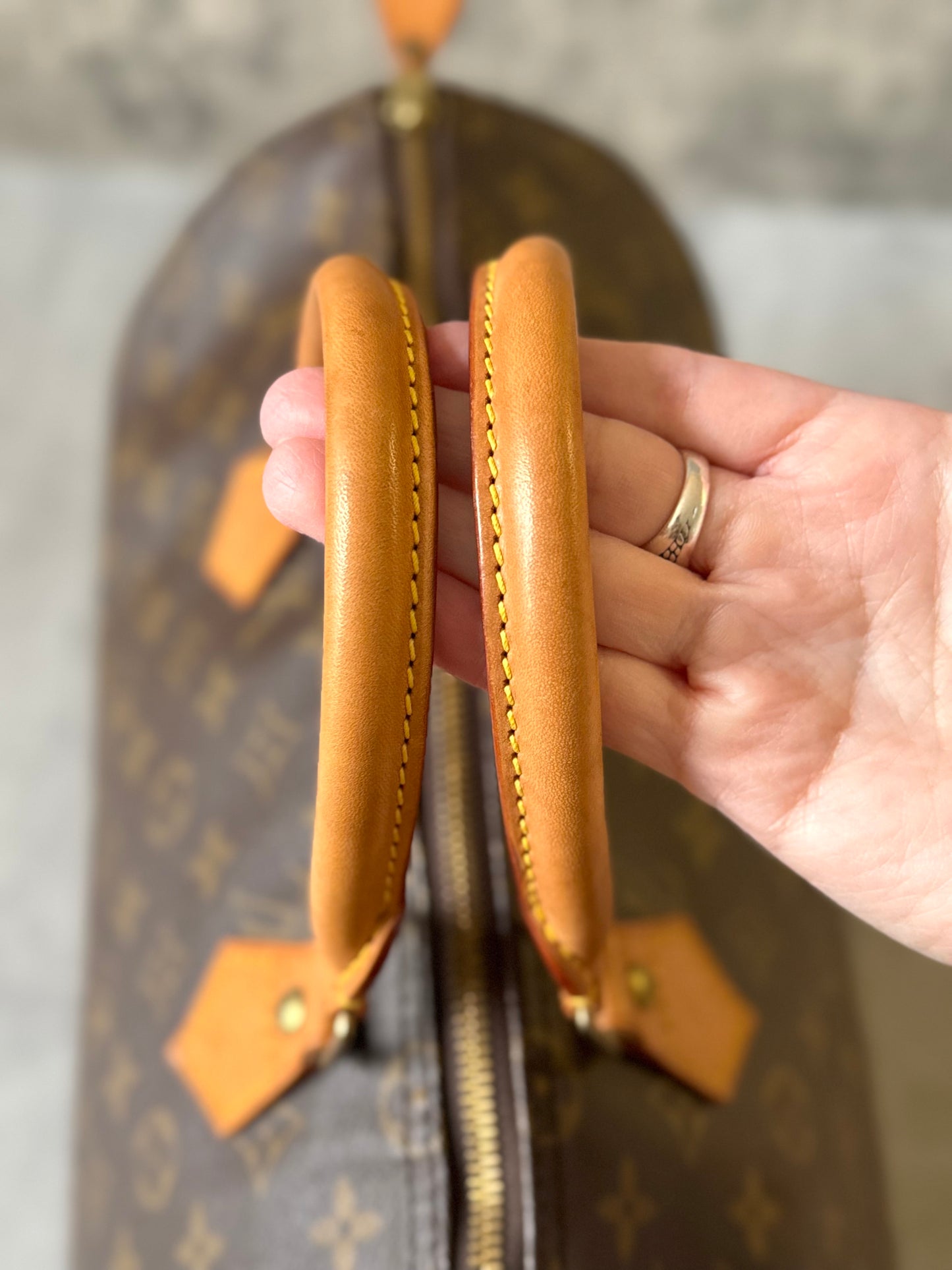 LV Speedy 35 Monogram