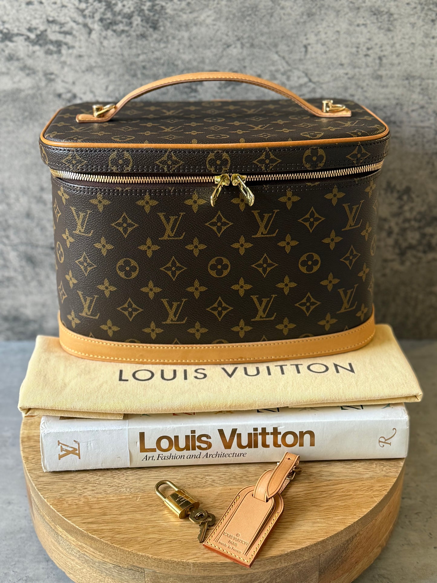 LV Nice Vanity Train Case