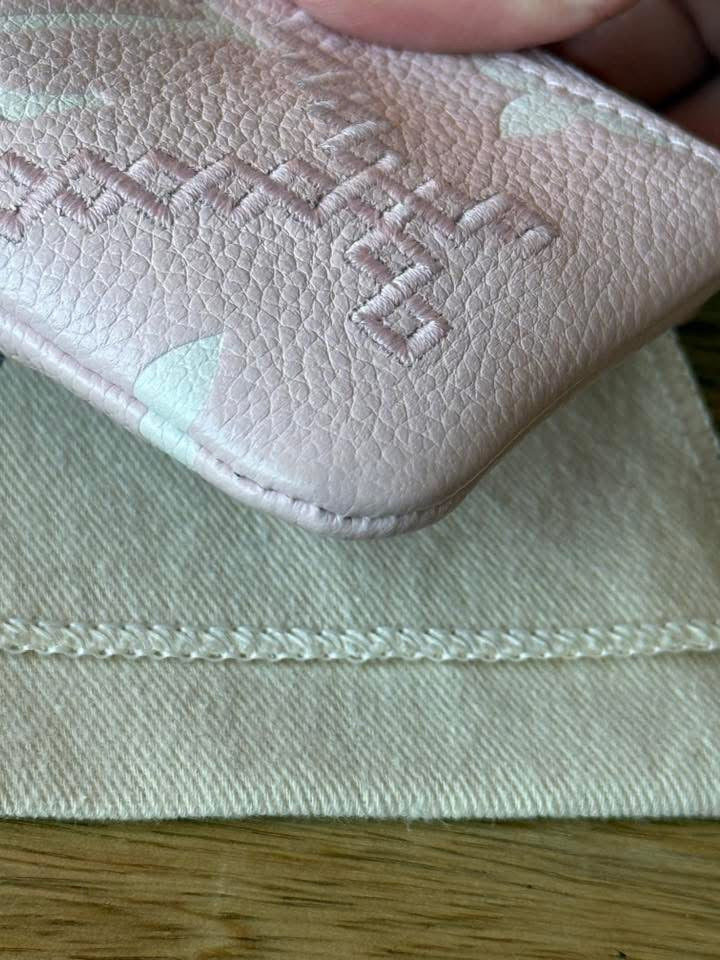 LV Broderies Key Pouch Pink