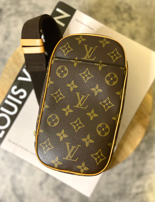 LV Gange Bumbag