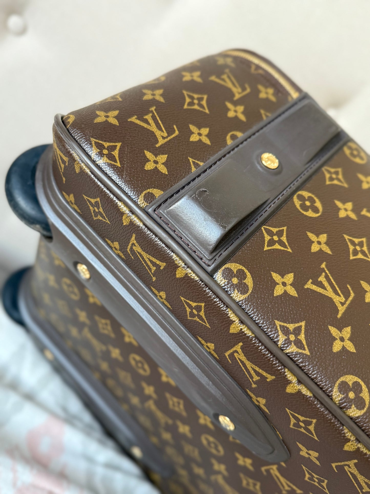 LV Pegase 55 Rolling Luggage