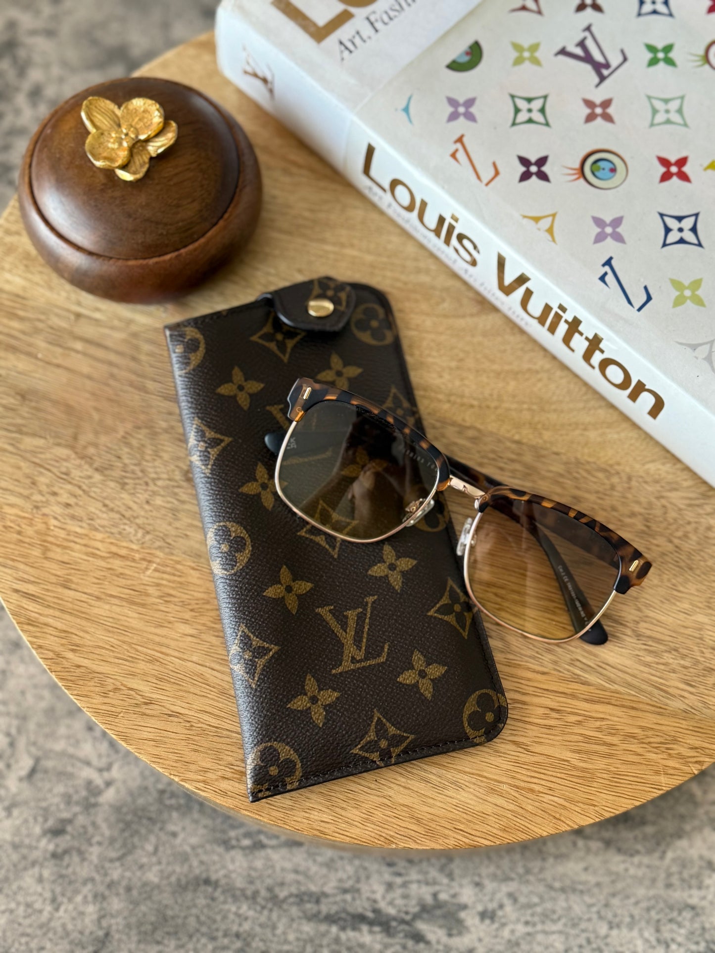LV Etui MM sunglasses case