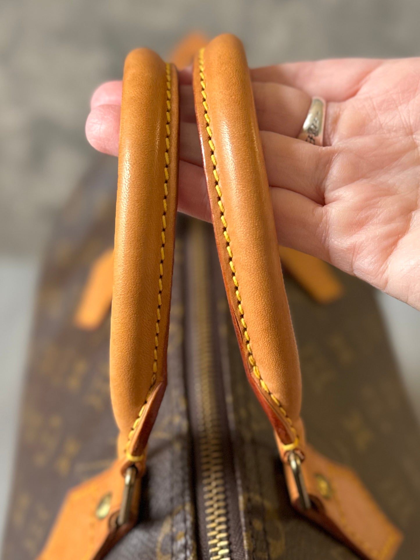 LV Speedy 35 Monogram