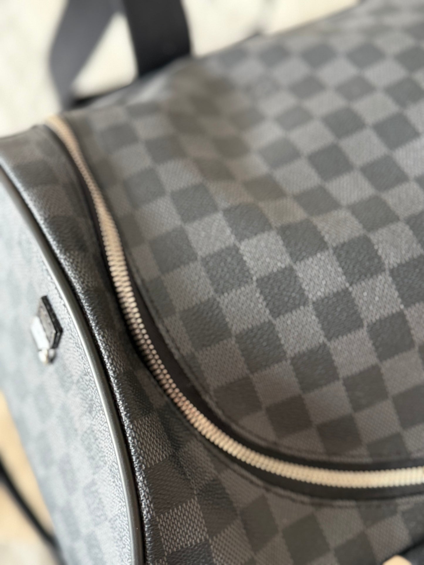 Neo Eole 55 Graphite Rolling bag