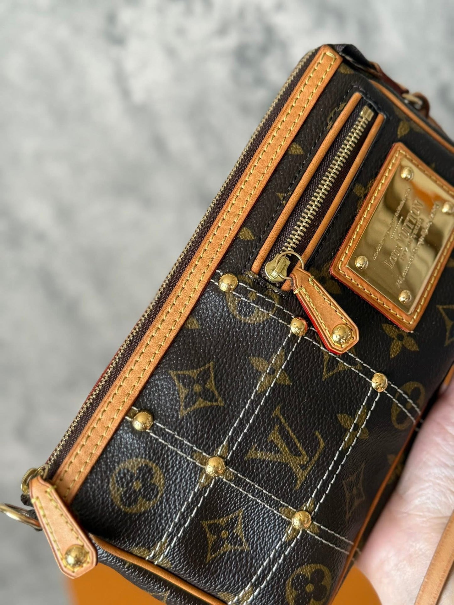 LV Rivetting Pochette Accessories