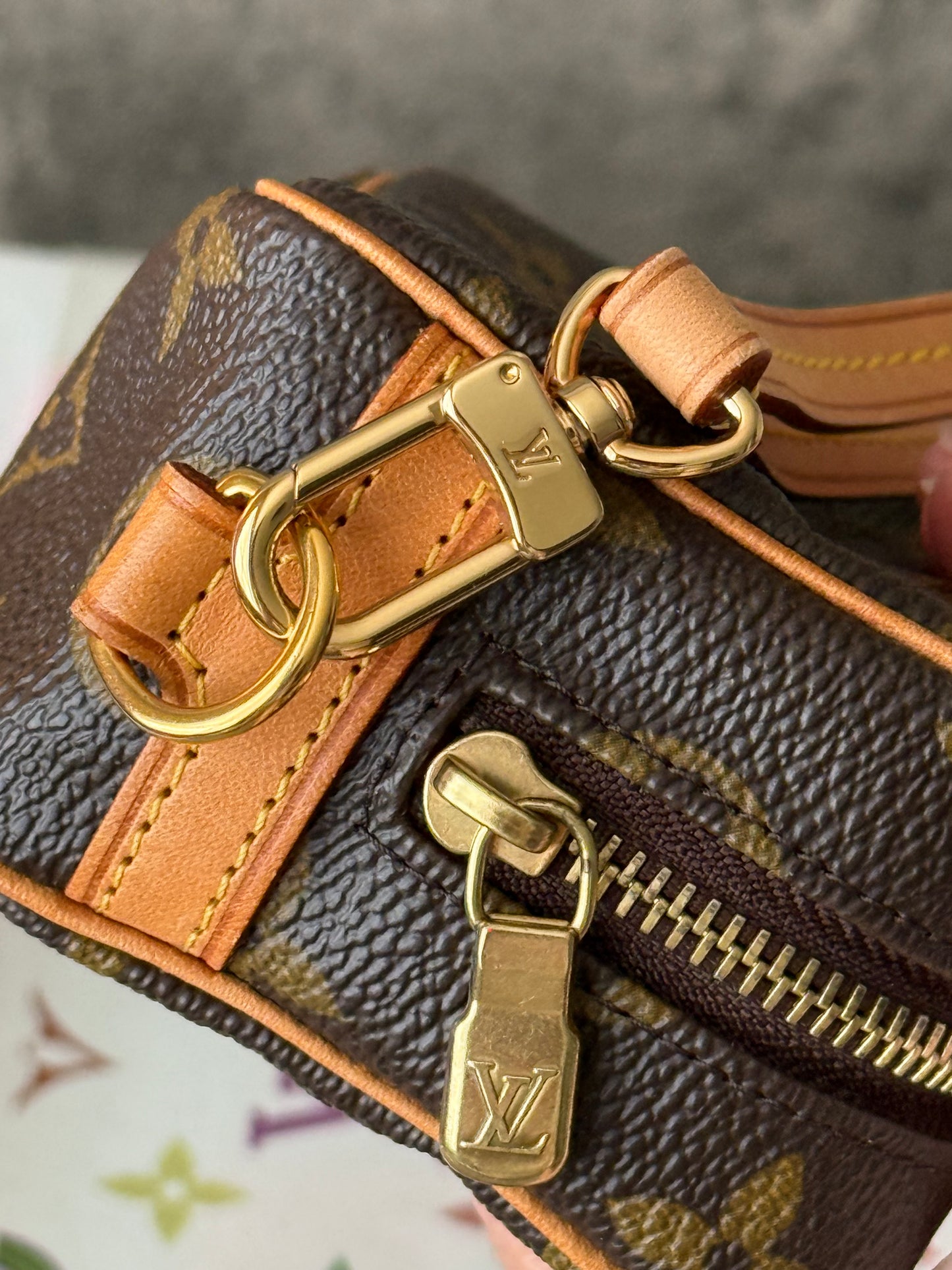 LV Wapity Pouch