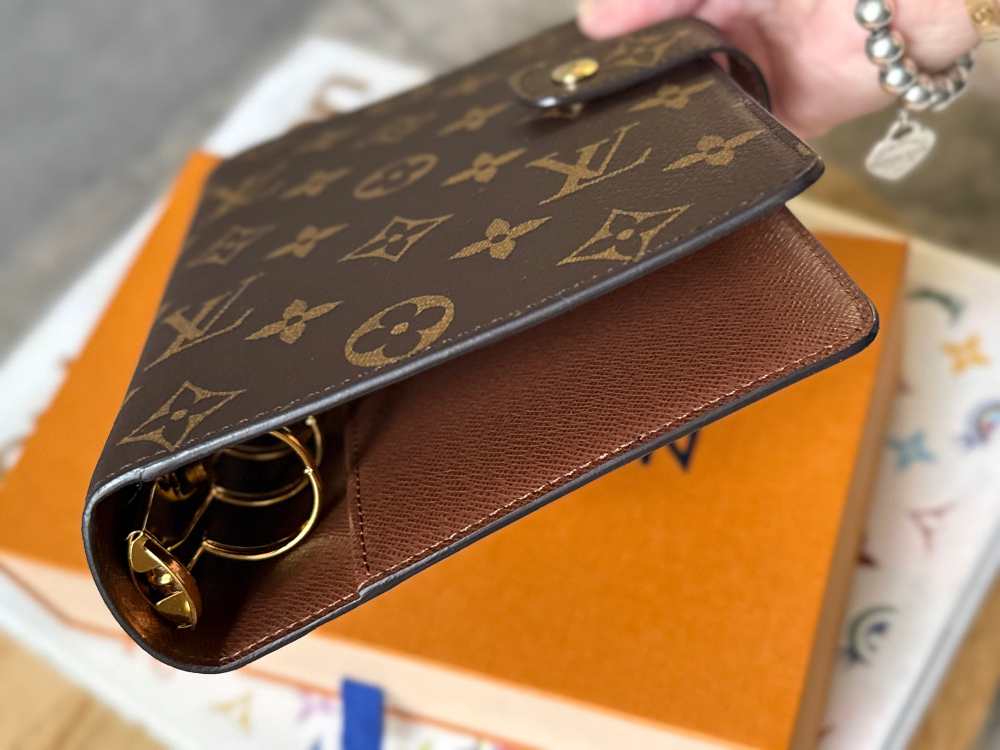 LV Agenda MM monogram