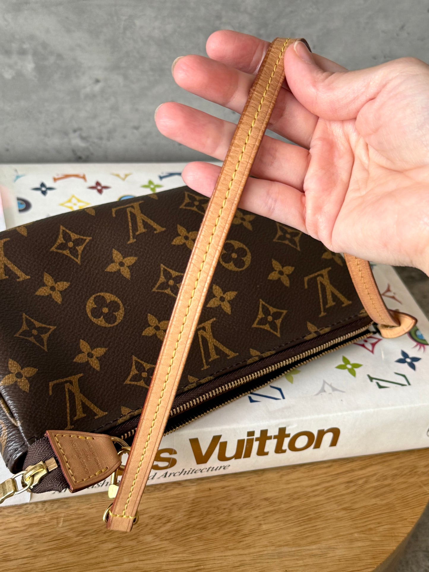 LV Pochette Accesoires NM