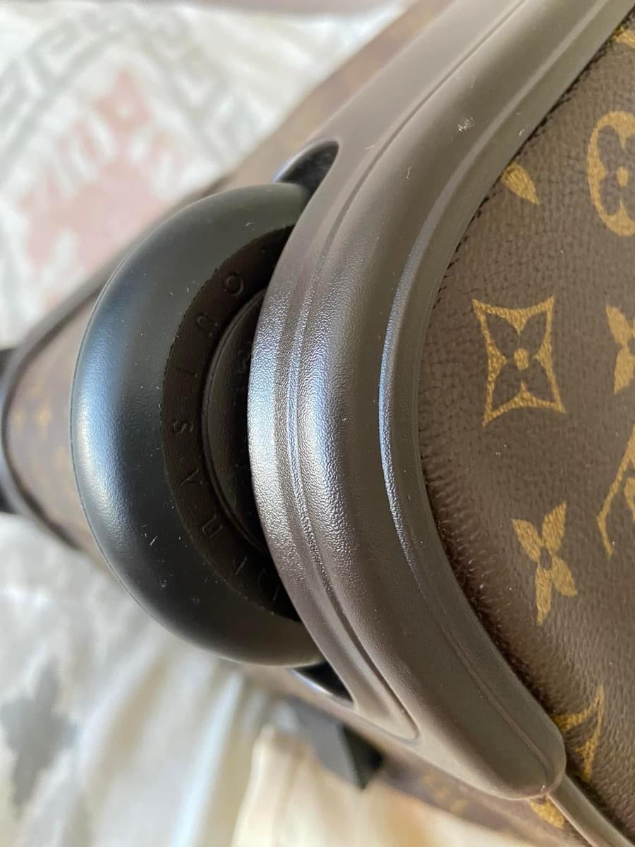 LV Eole 50 rolling luggage