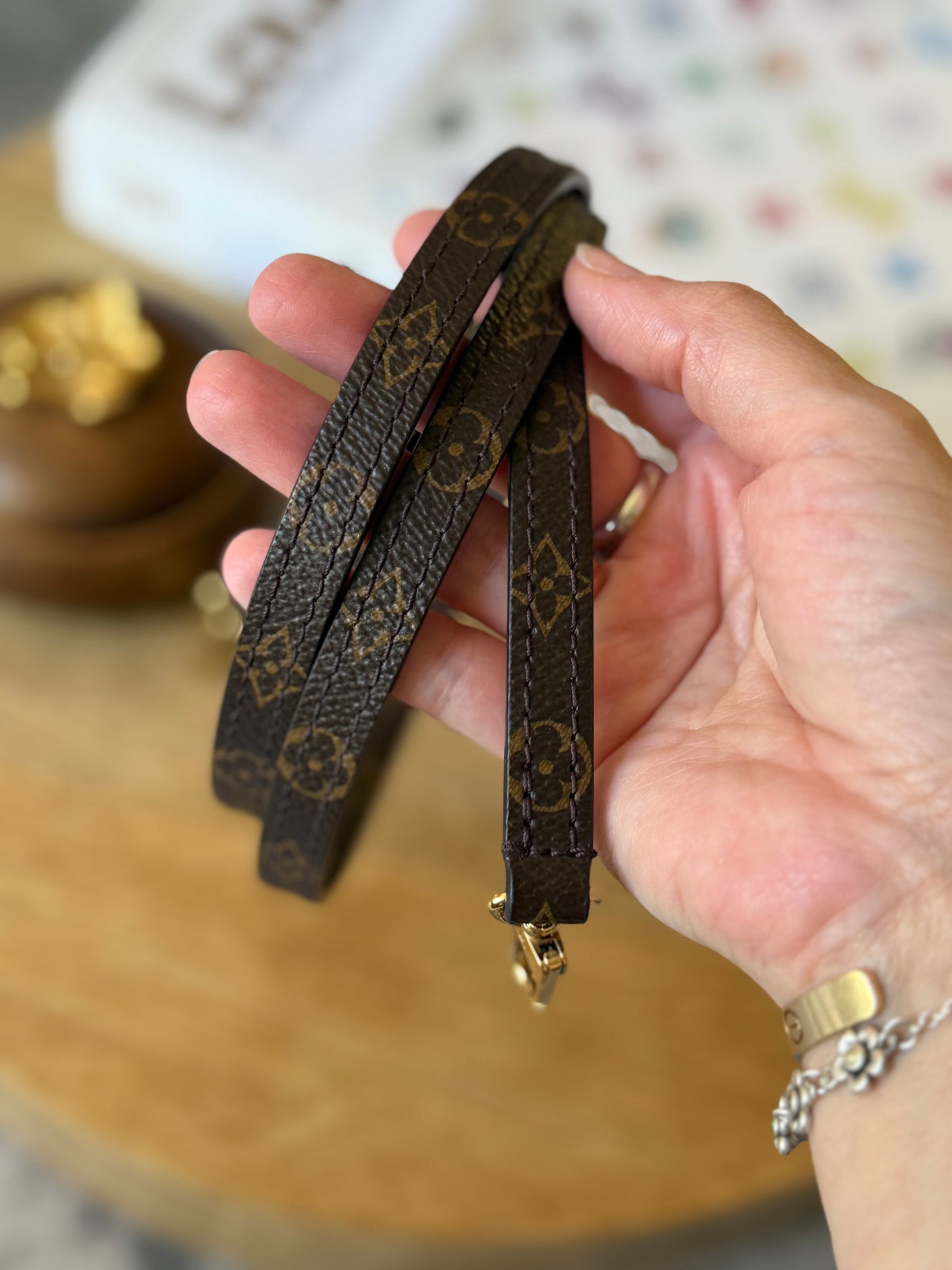 LV Thin crossbody mono strap.
