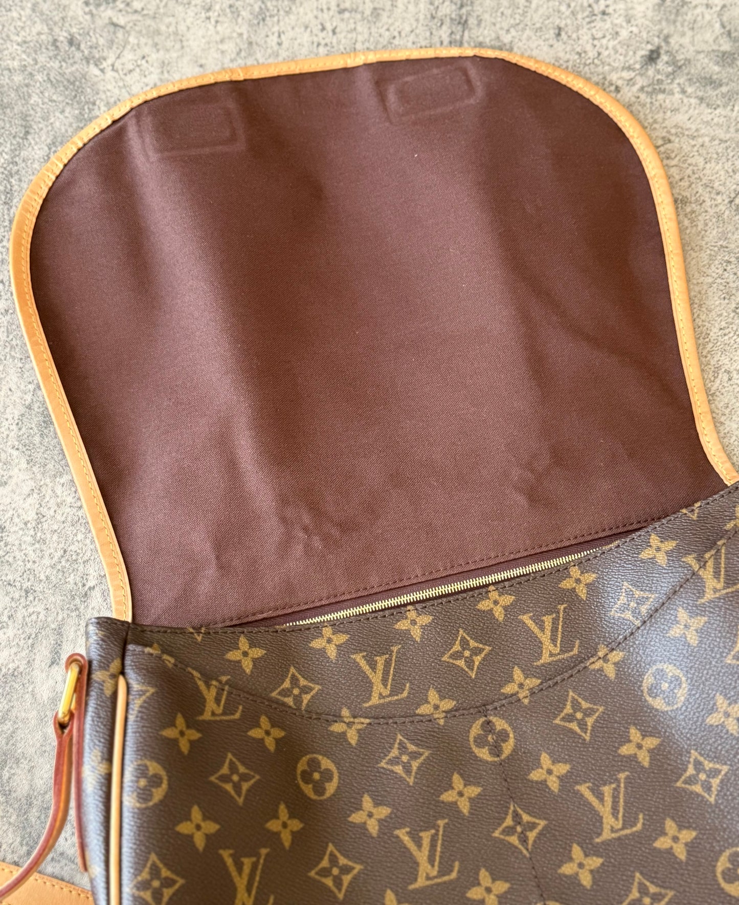 LV Menilmontant MM