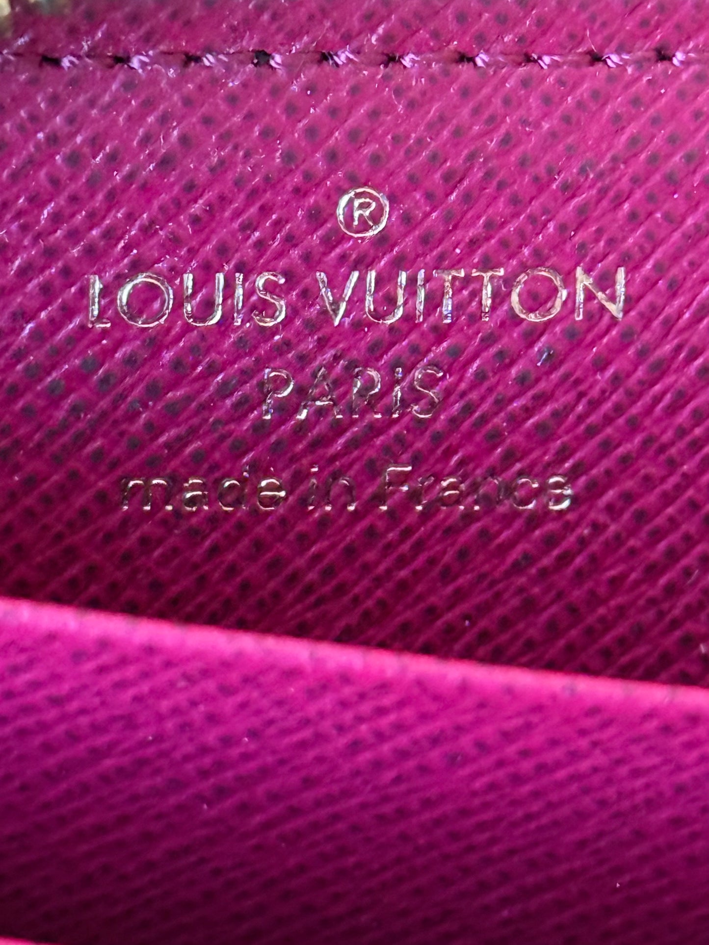 LV Multicarte in Fuchsia