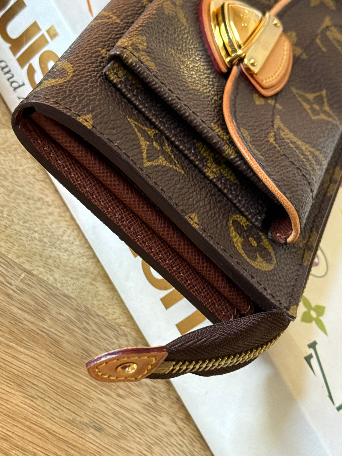 LV Astrid Wallet Clutch