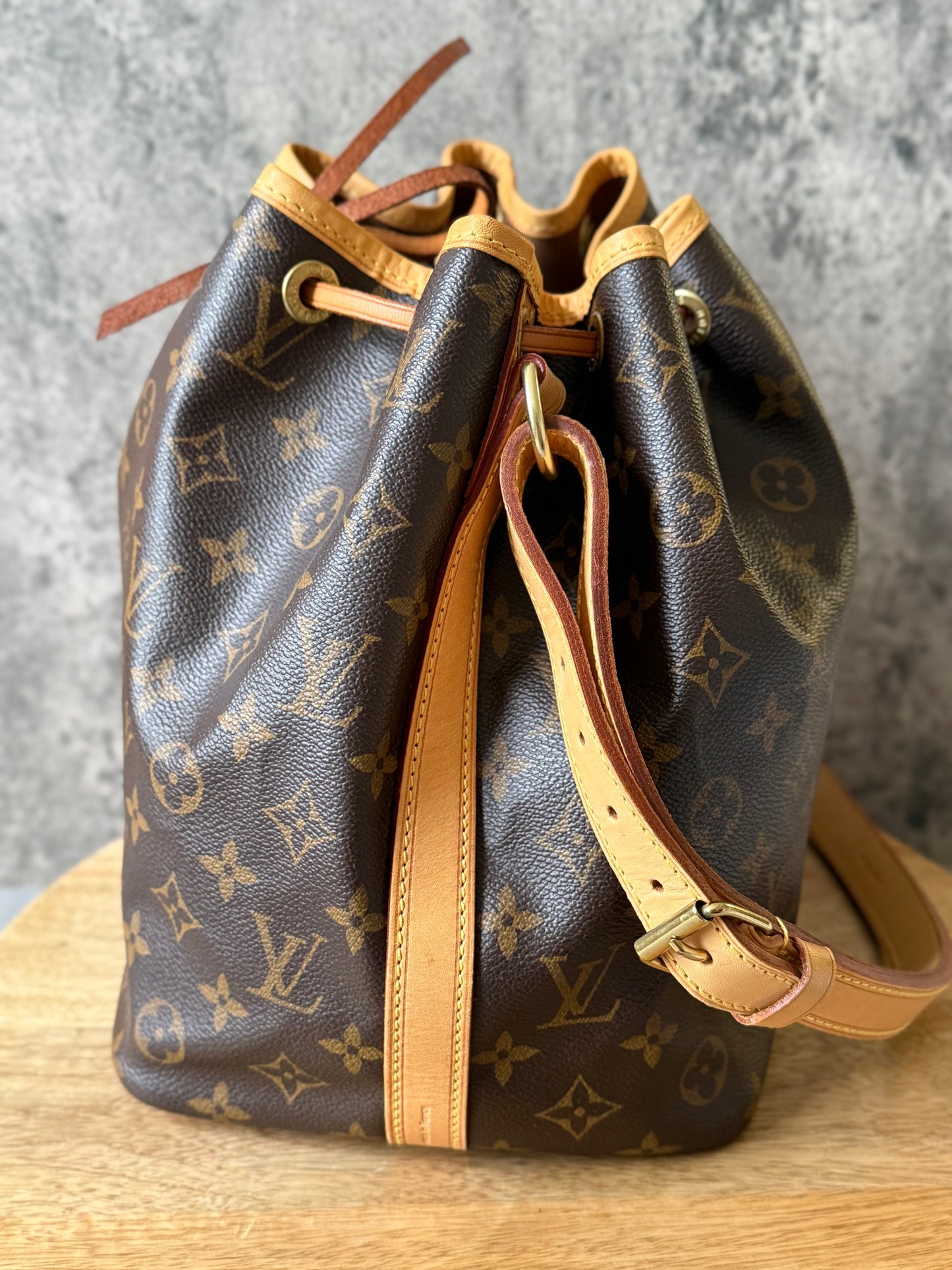LV Noe Petit