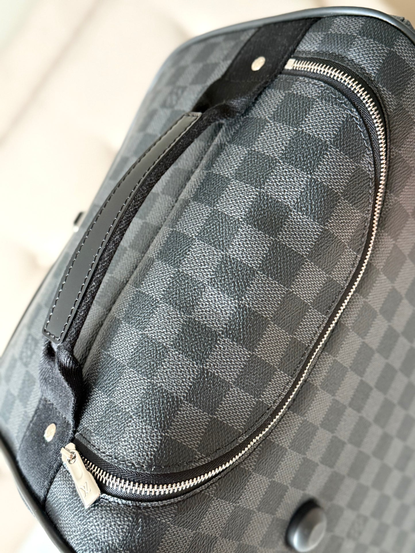 Neo Eole 55 Graphite Rolling bag