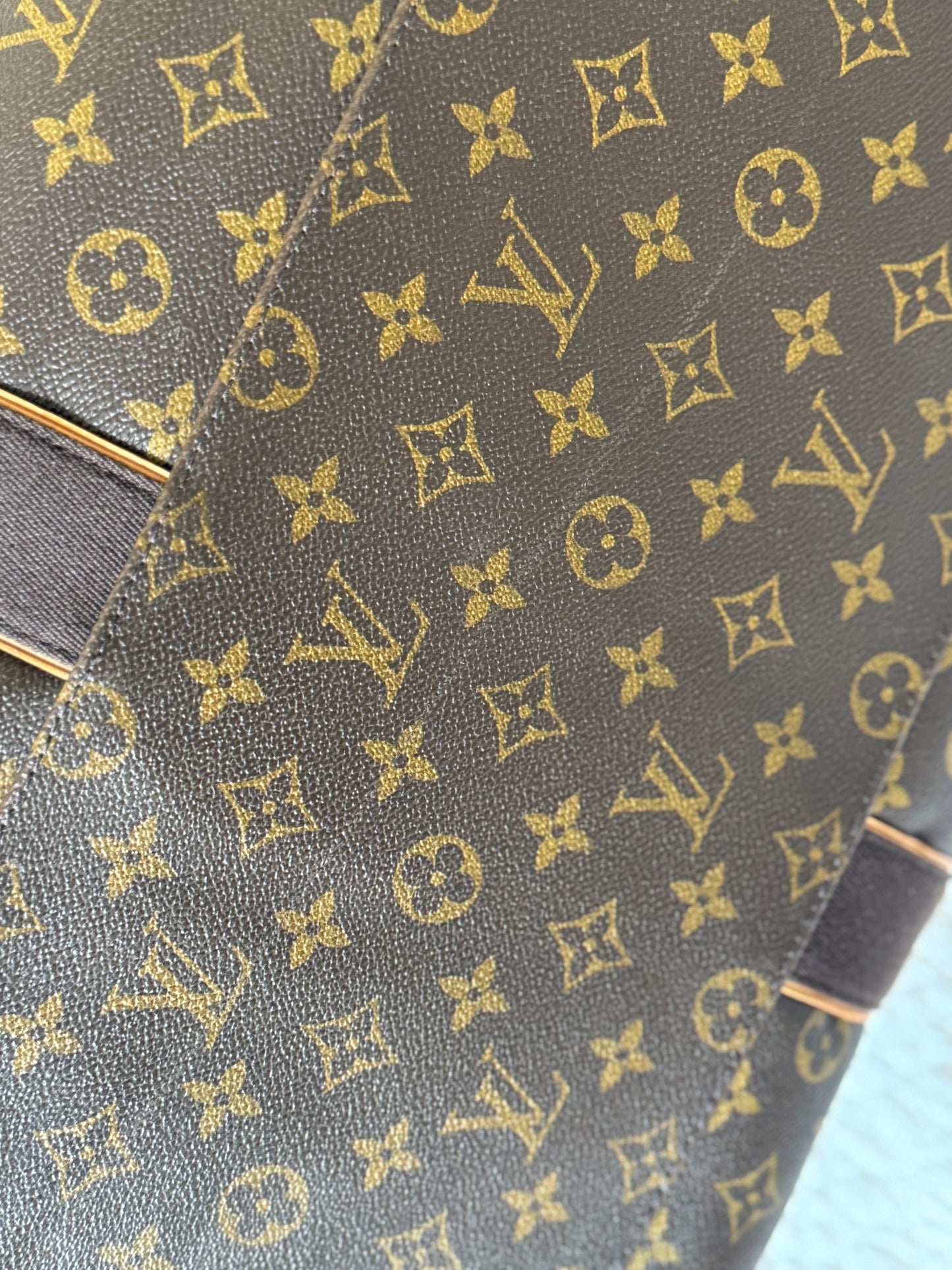 LV Weekender Beaubourg MM