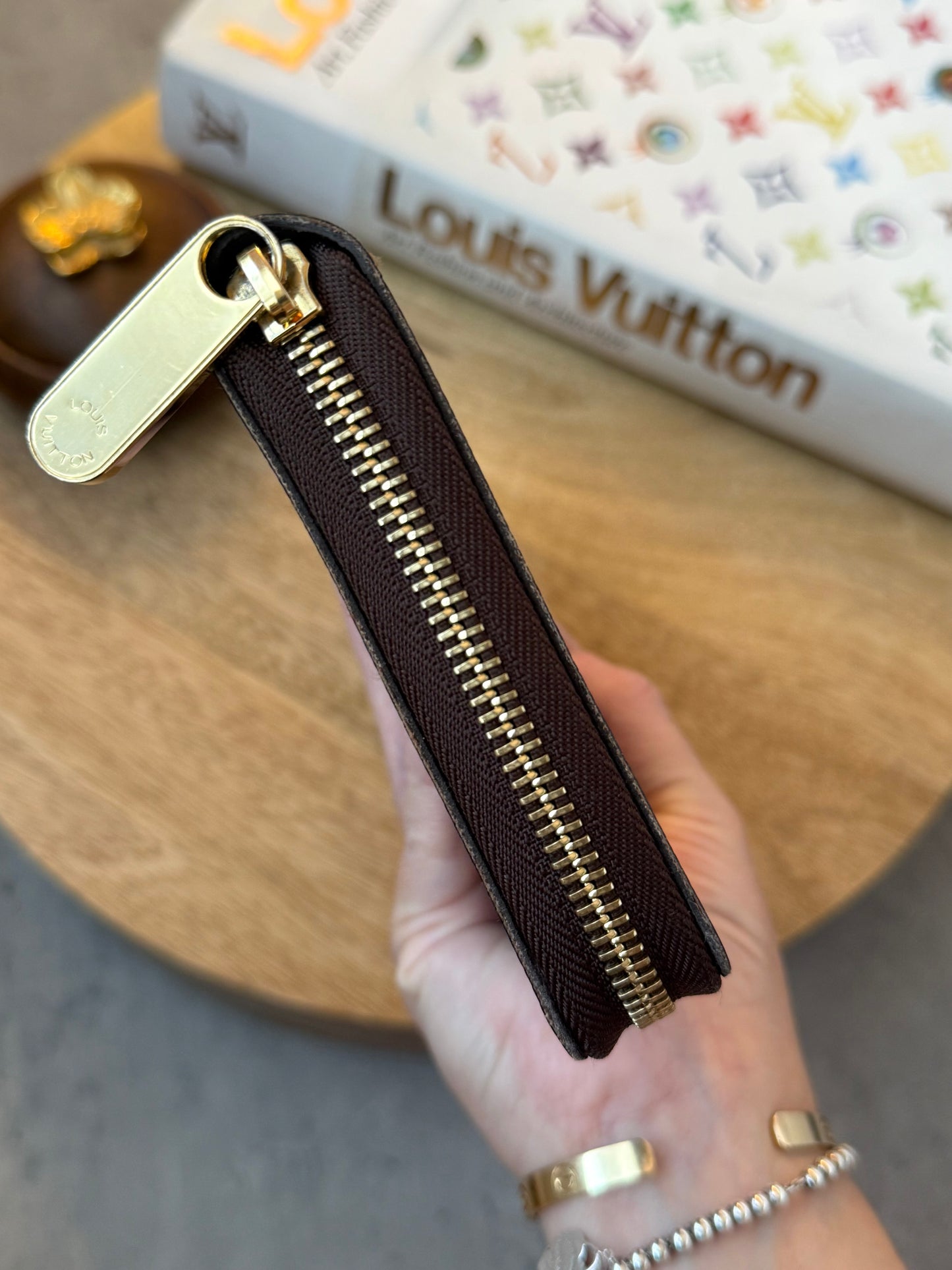 LV Zippy Organizer Damier Ebene